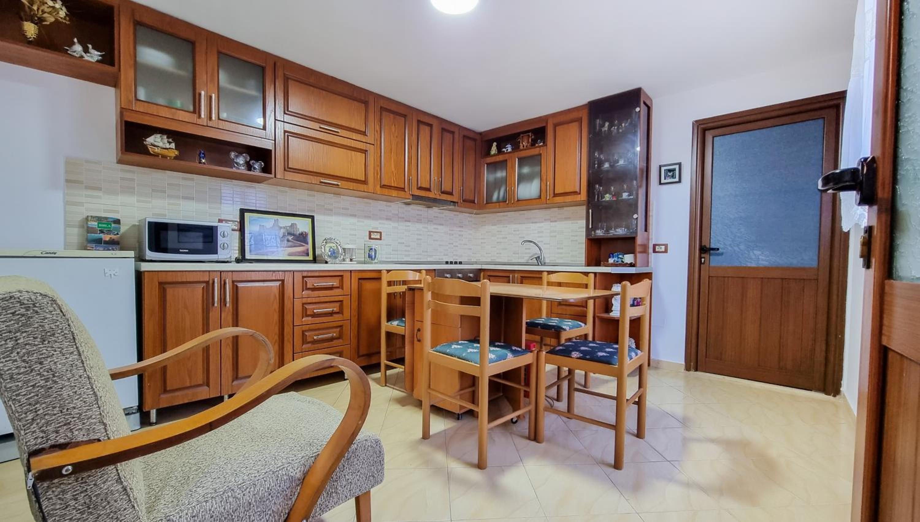 Dhimitri Apartment