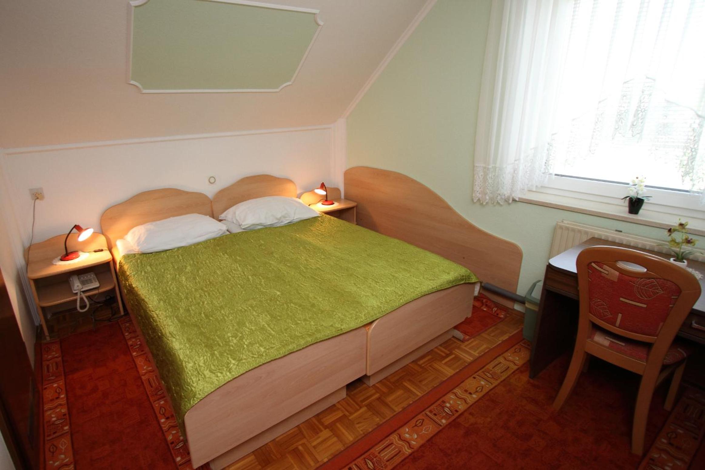 Photo 28