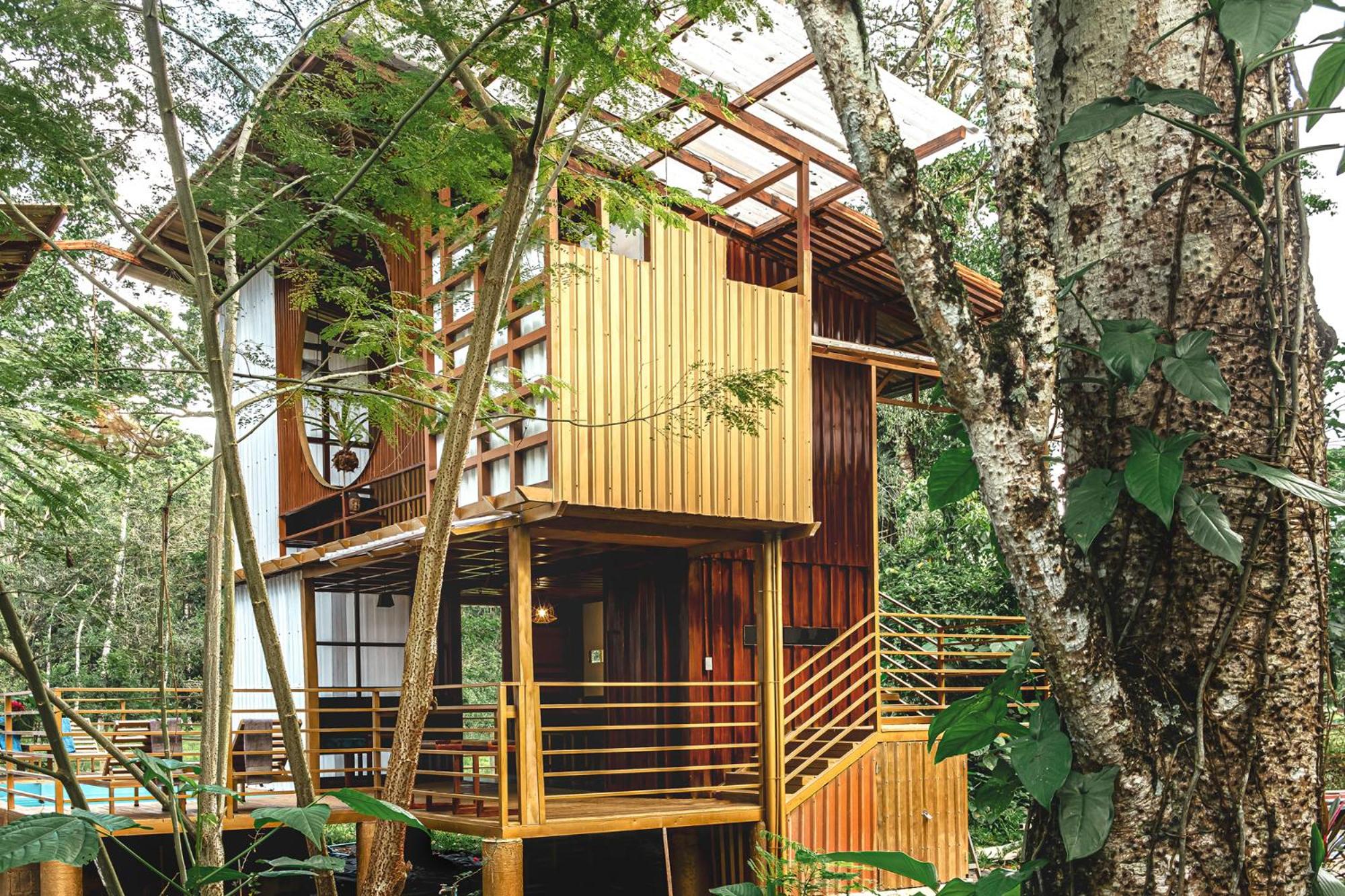 The Mimosas - Beautiful Unique Container Homes with Pool