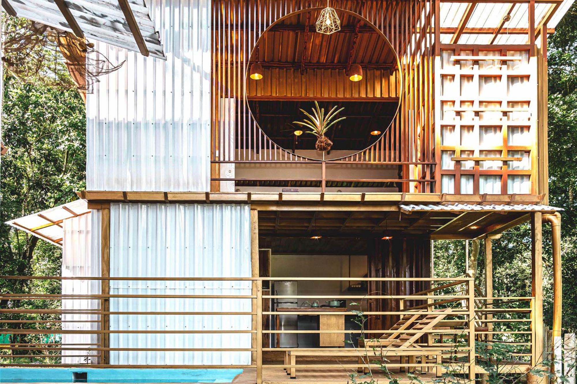 The Mimosas - Beautiful Unique Container Homes with Pool
