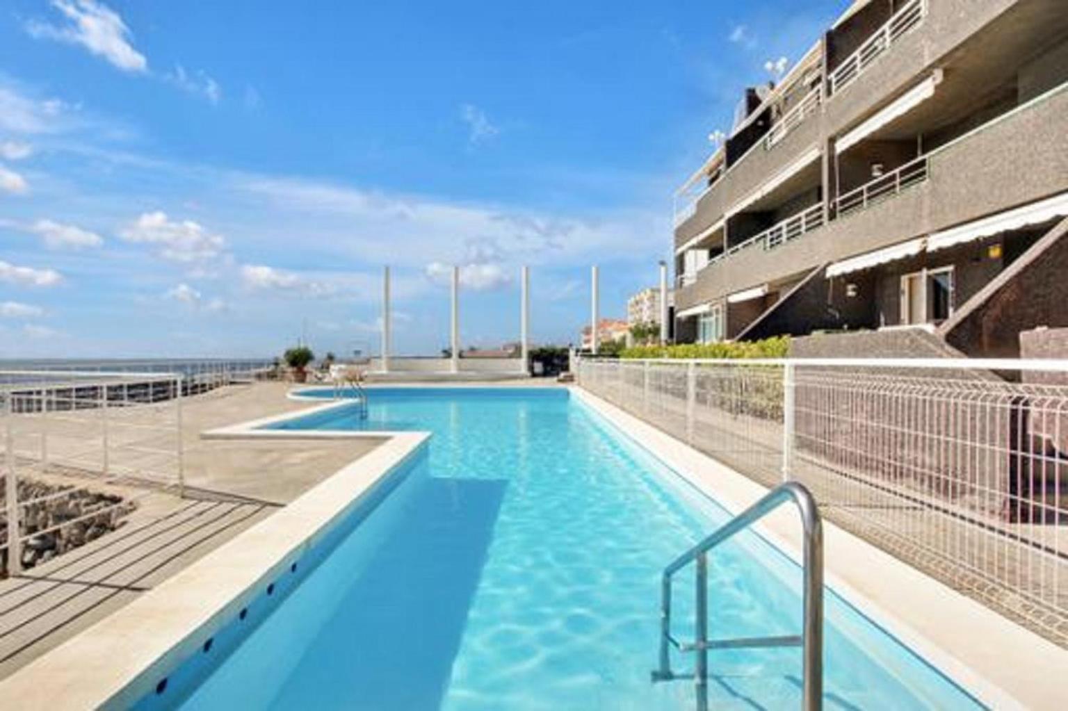 Costa Isora Frontline & Pool By Paramount Holidays photo 3