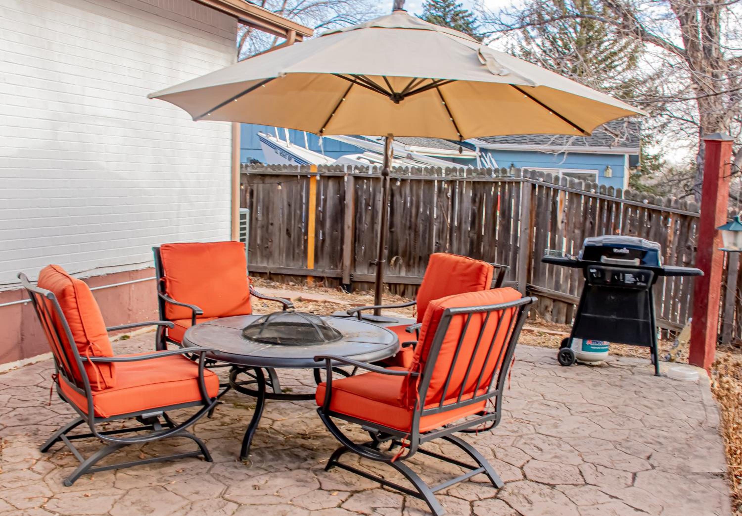 Pet Friendly! BY UCCS,Hike, A/C, Grill & Firepit
