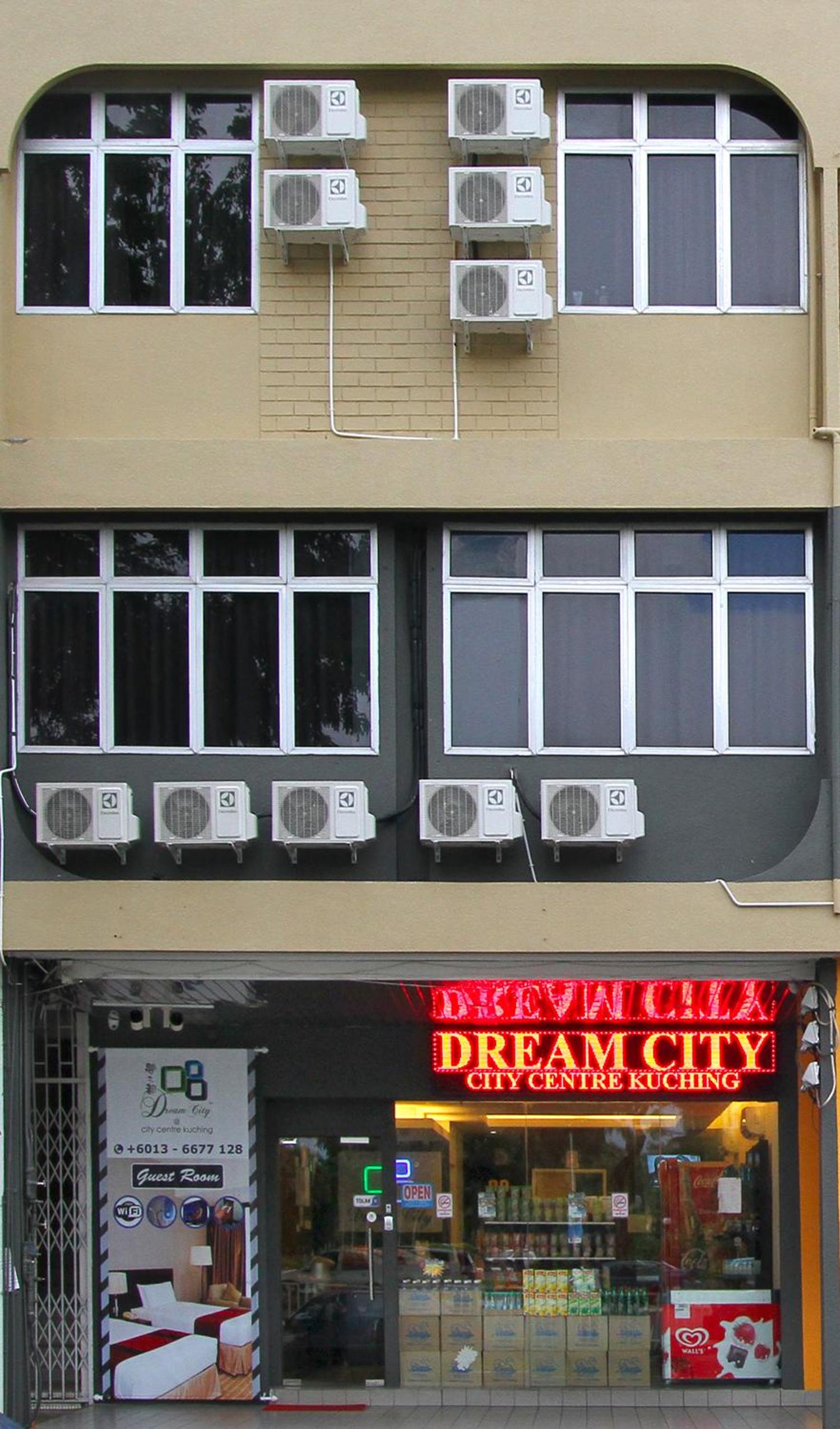 Dream City photo 1