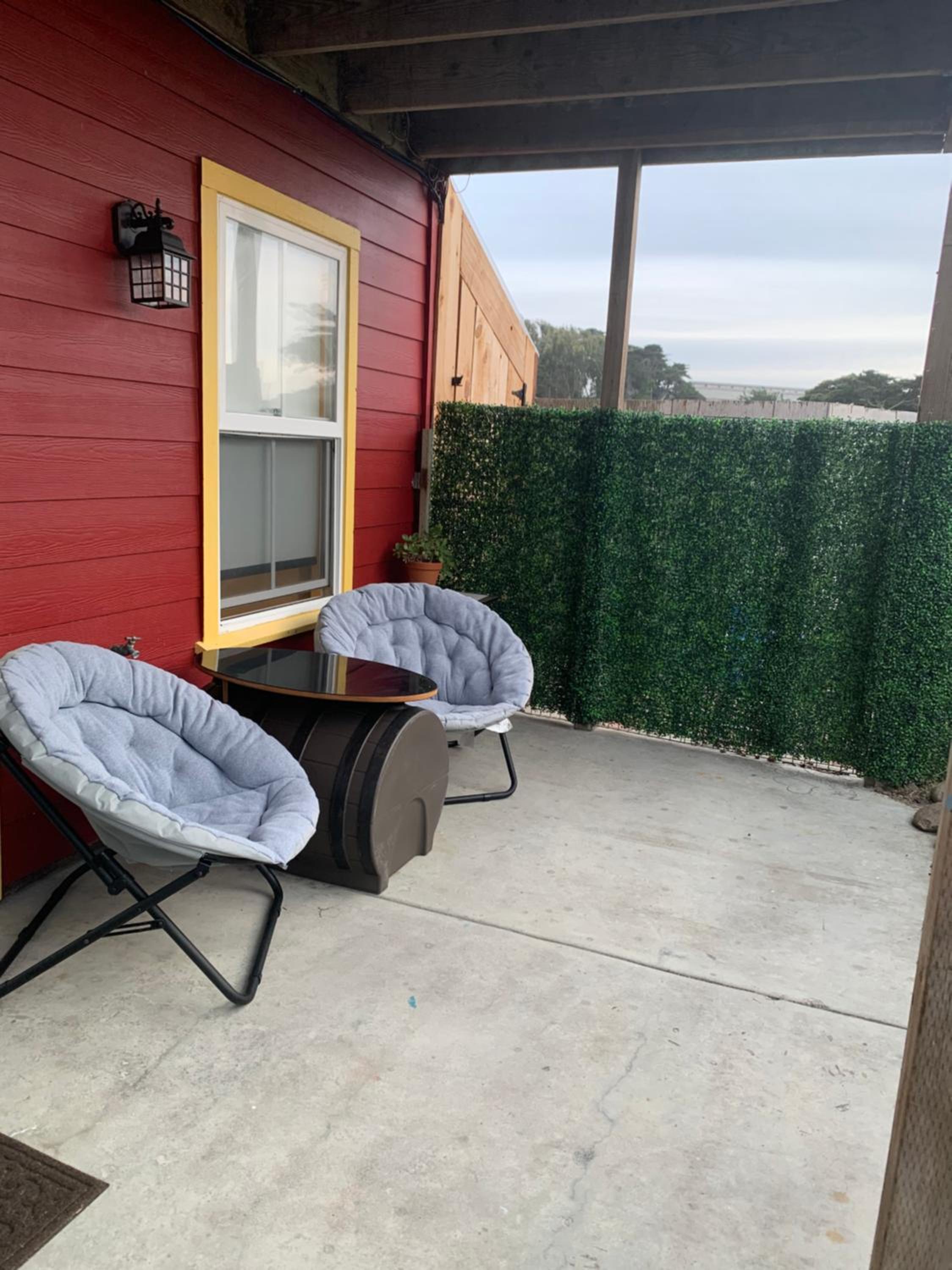 Captain's Inn at Moss Landing