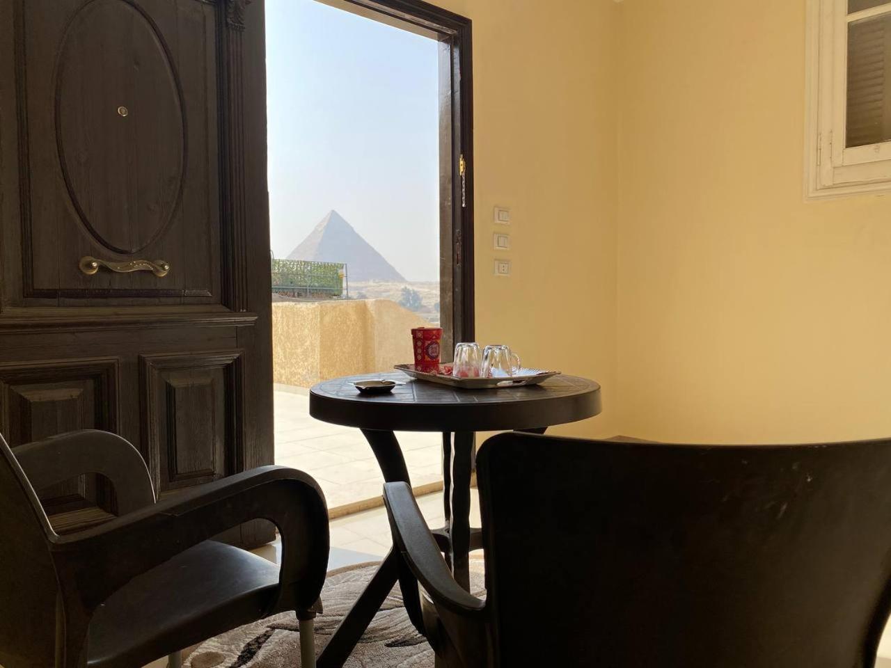 Capo Pyramid