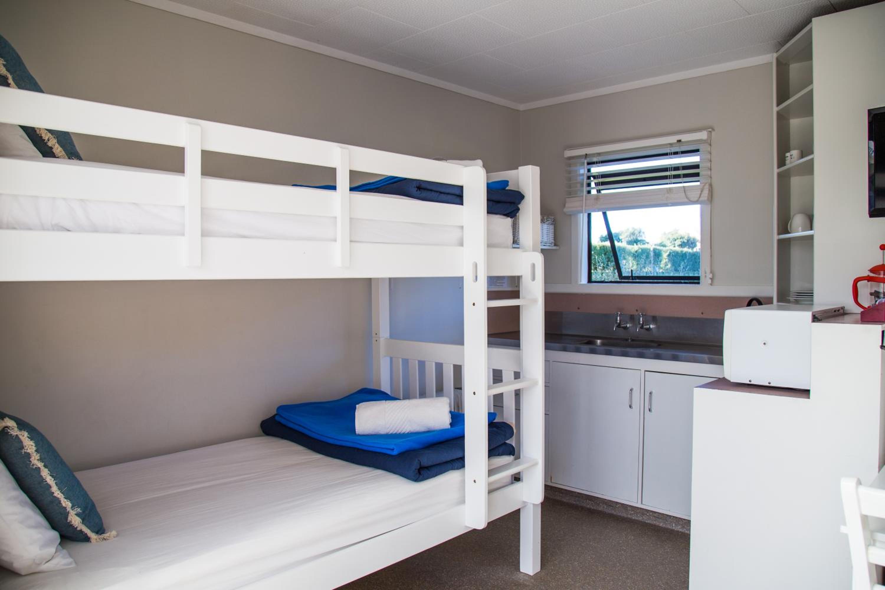Tasman Holiday Parks - Hahei Beach