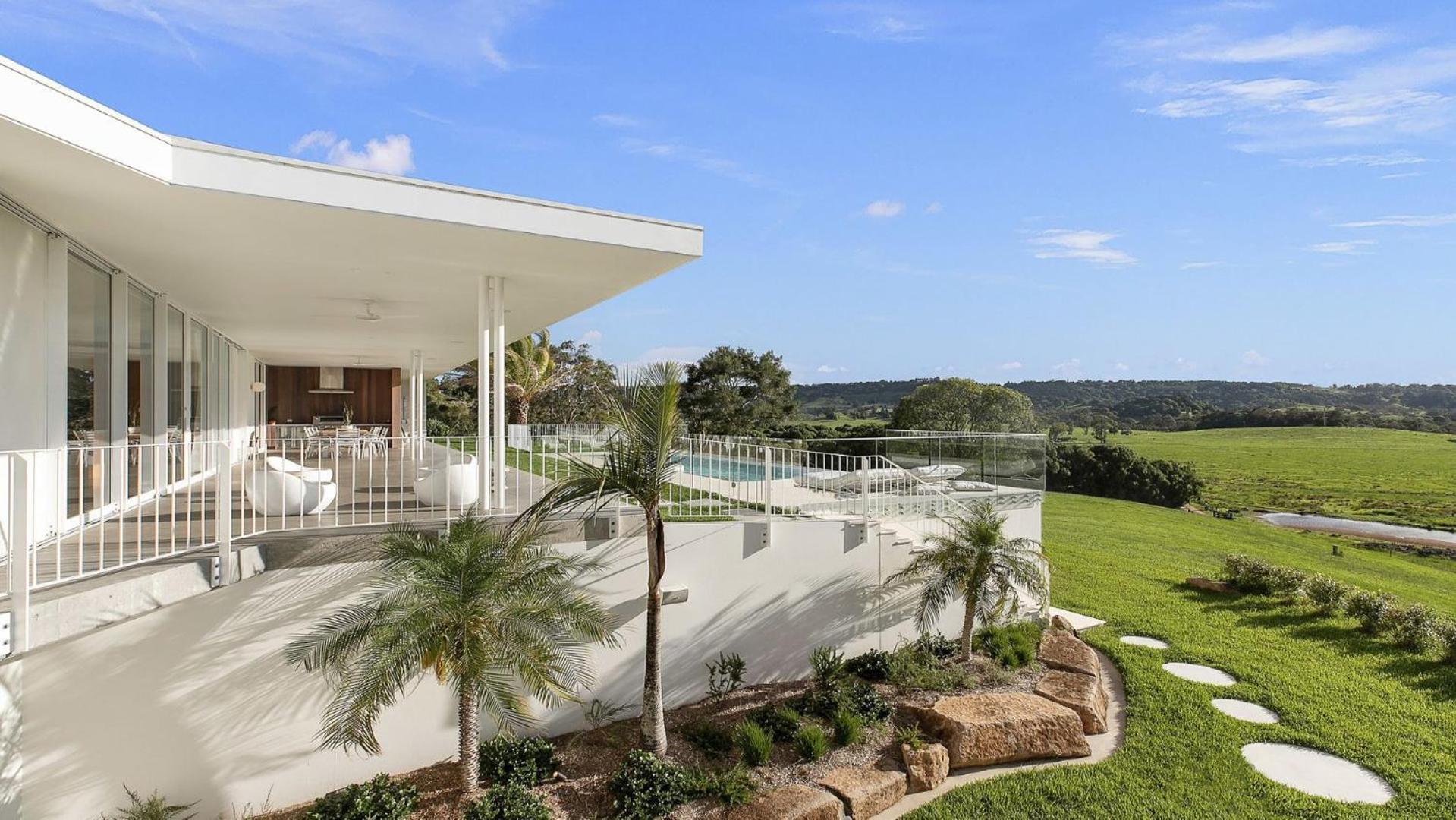 Las Palmas - luxury hinterland estate with pool