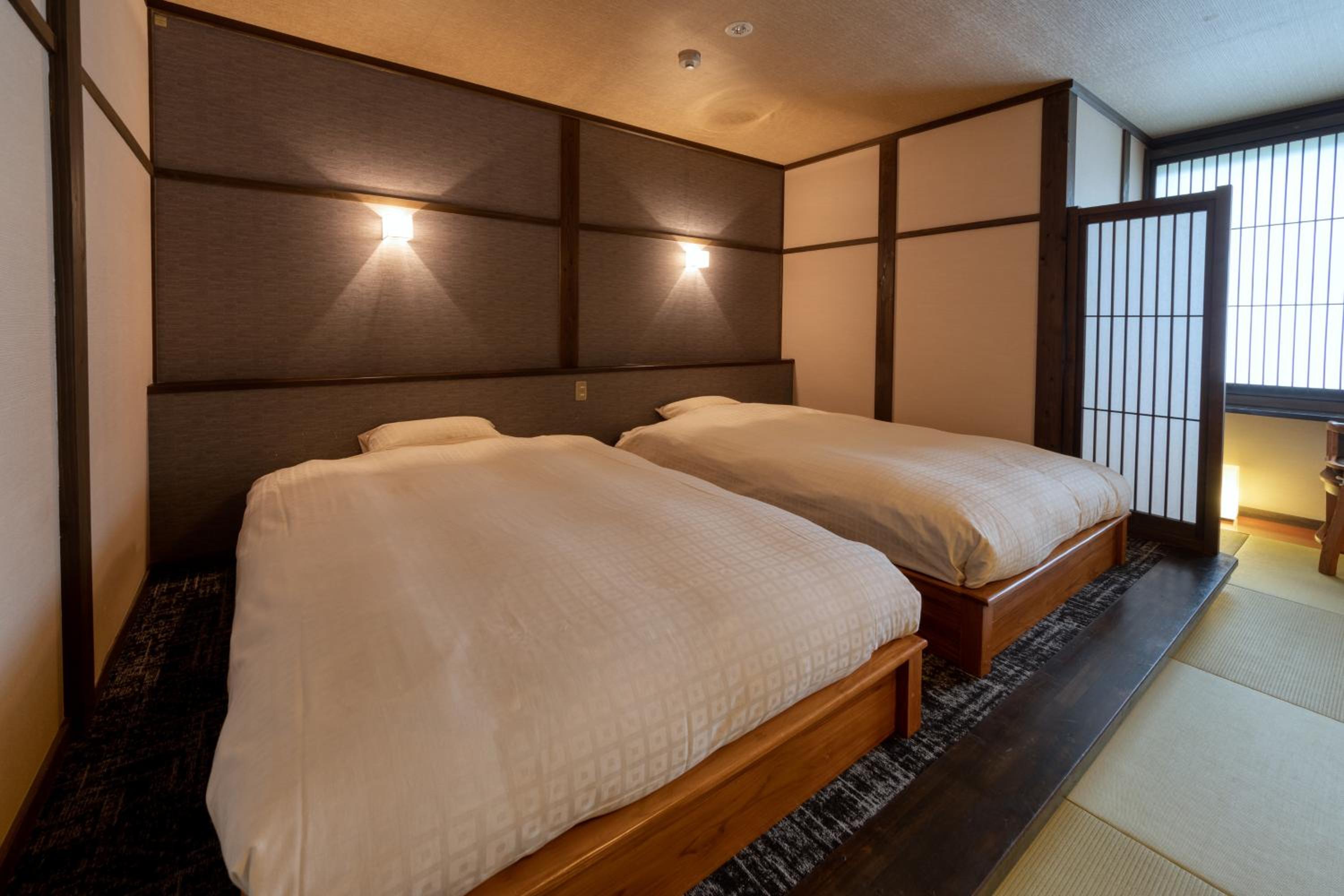 Yufuin Onsen Toshoan