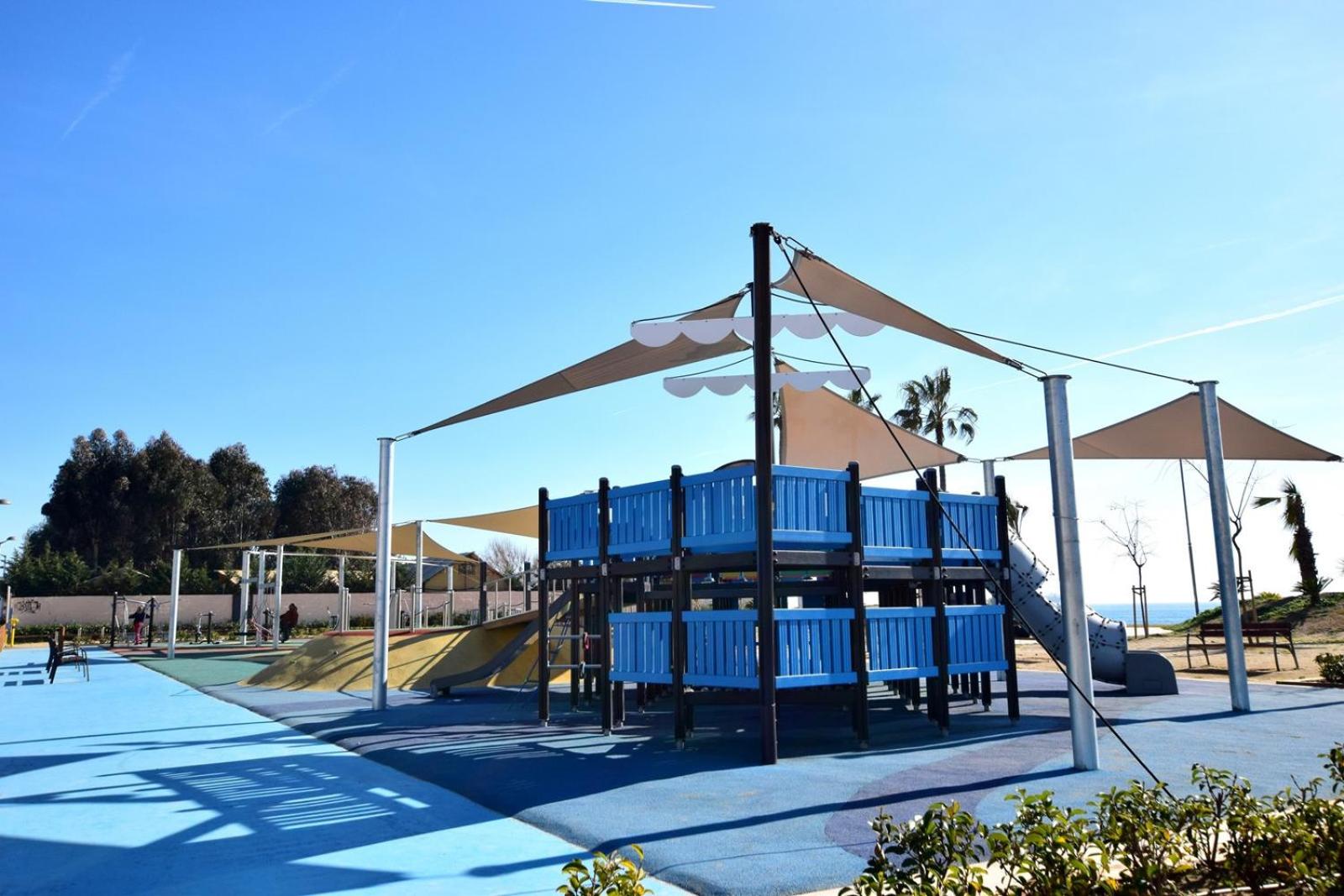 HomeHolidaysRentals Eiffel - Costa Barcelona