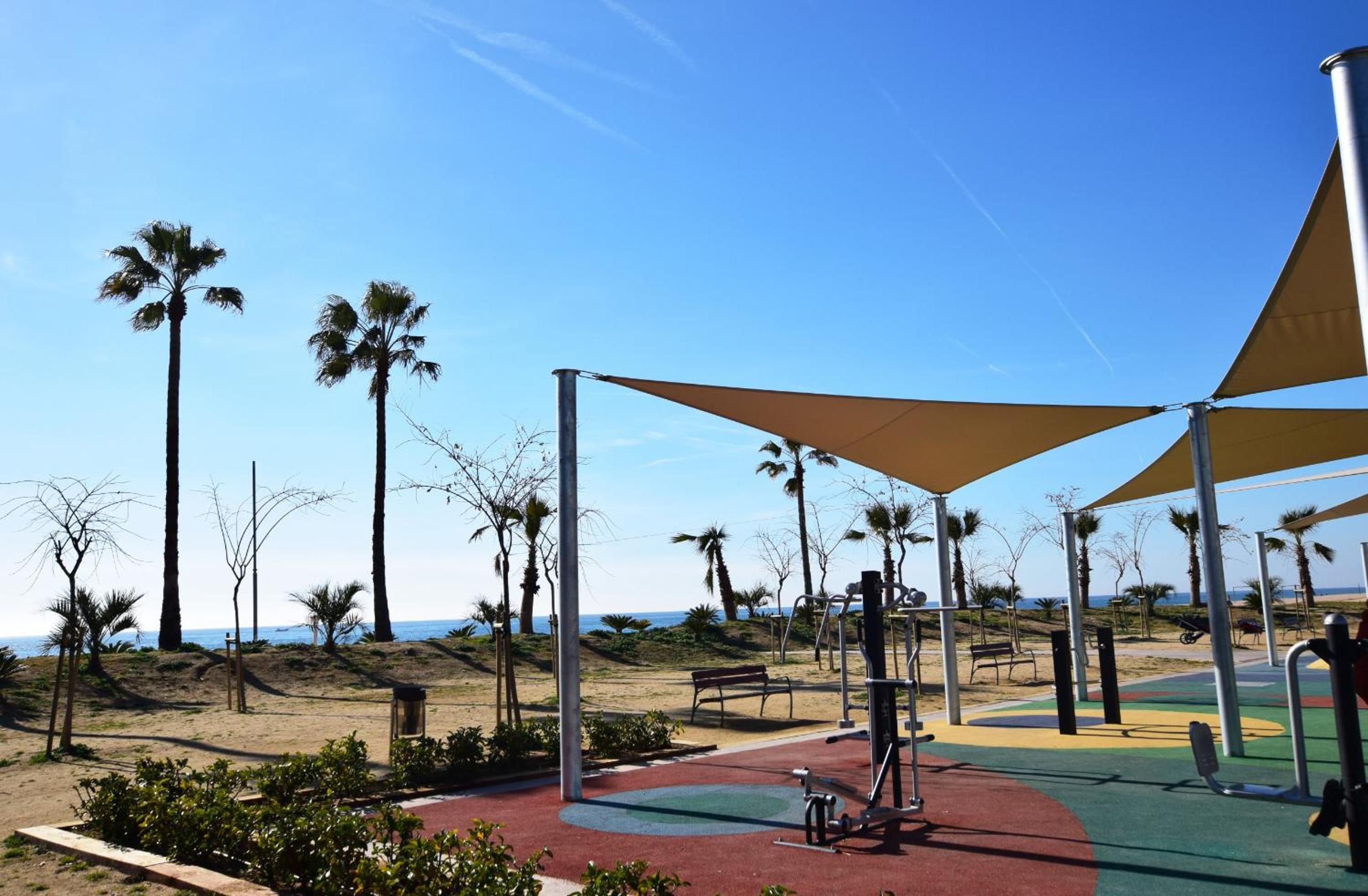 HomeHolidaysRentals Eiffel - Costa Barcelona