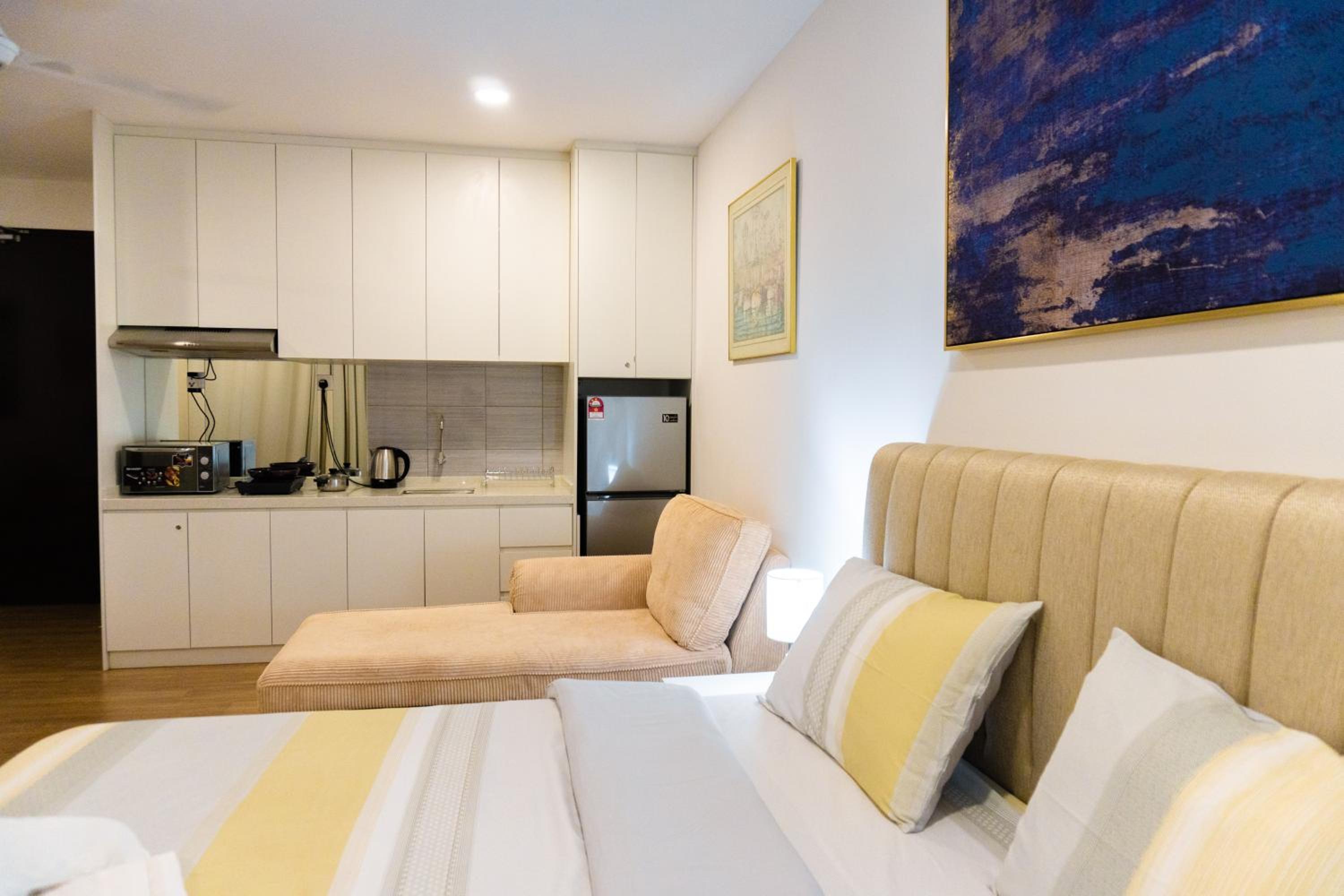 Apple Home 2 at Menara Simfoni, King Size Bed, Cheras, Nexflix, Wifi, Parking view 3