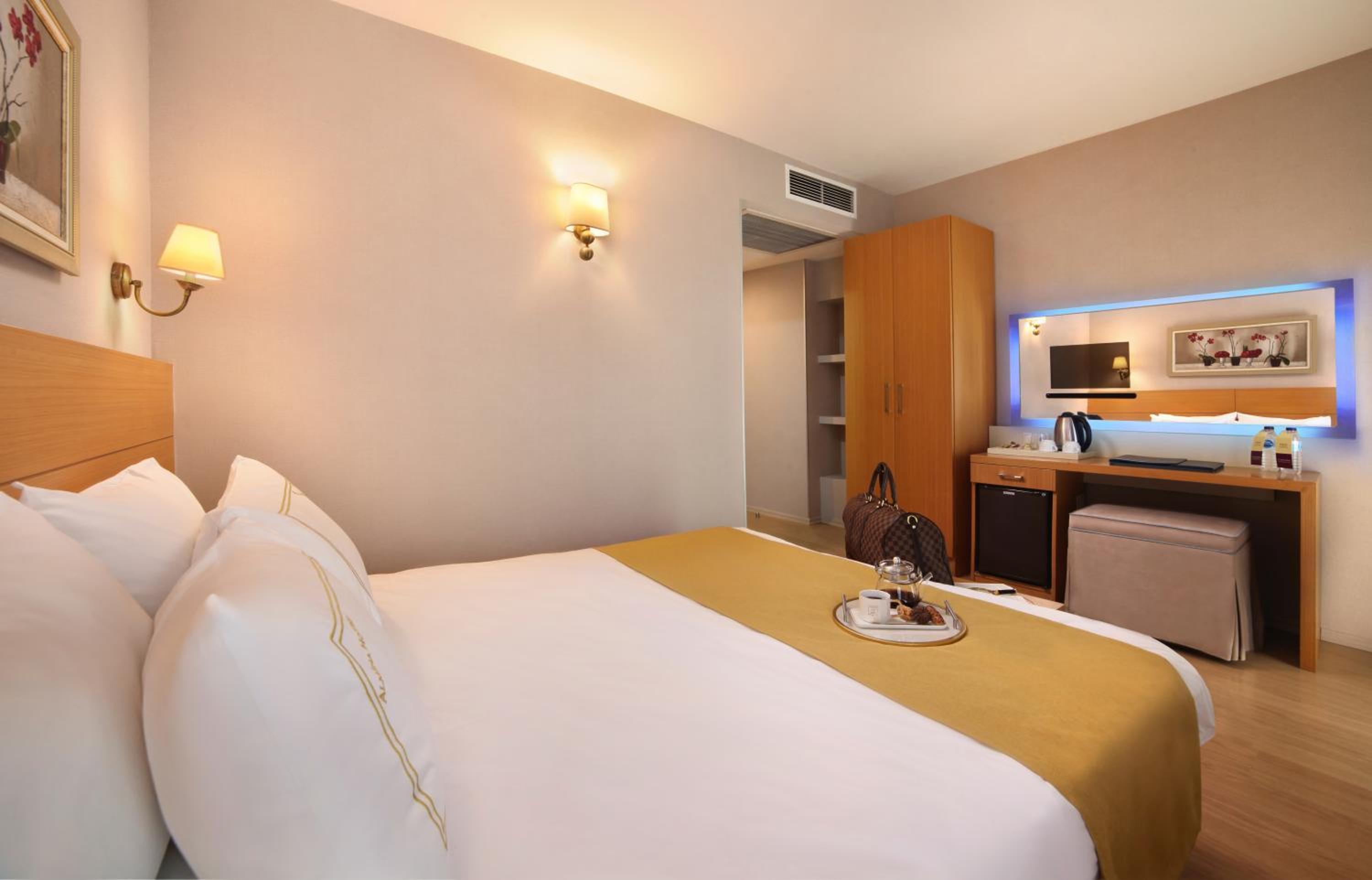 Almina Guest House