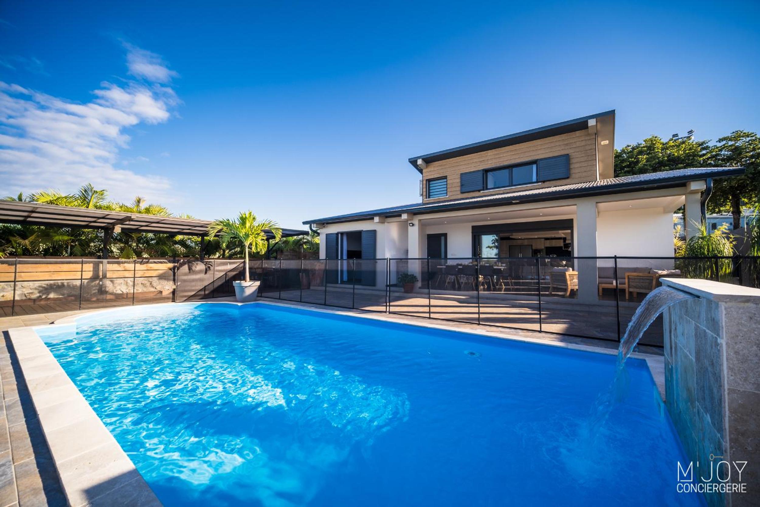 VILLA SYLBRIA - 4-bedroom villa heated pool & sea view view 4