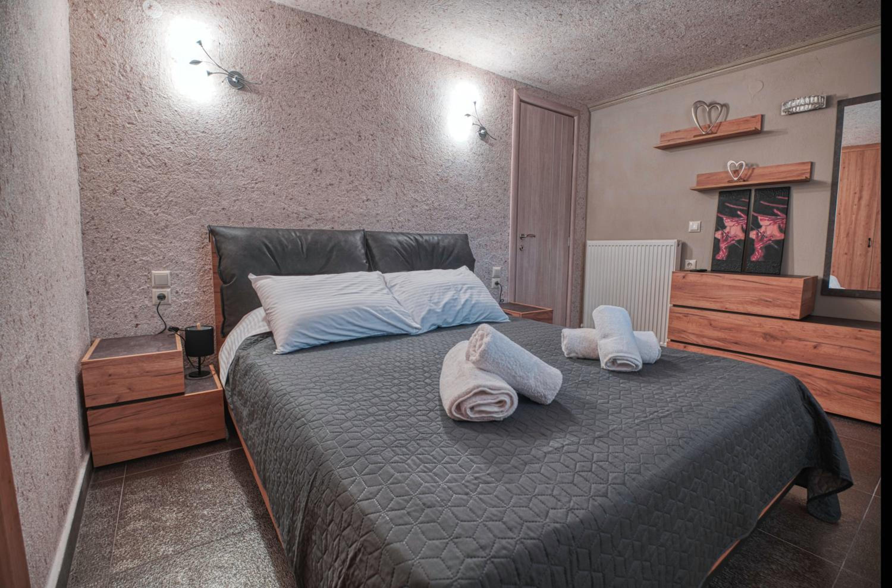LUXURY VILLA ESTELLA view 5