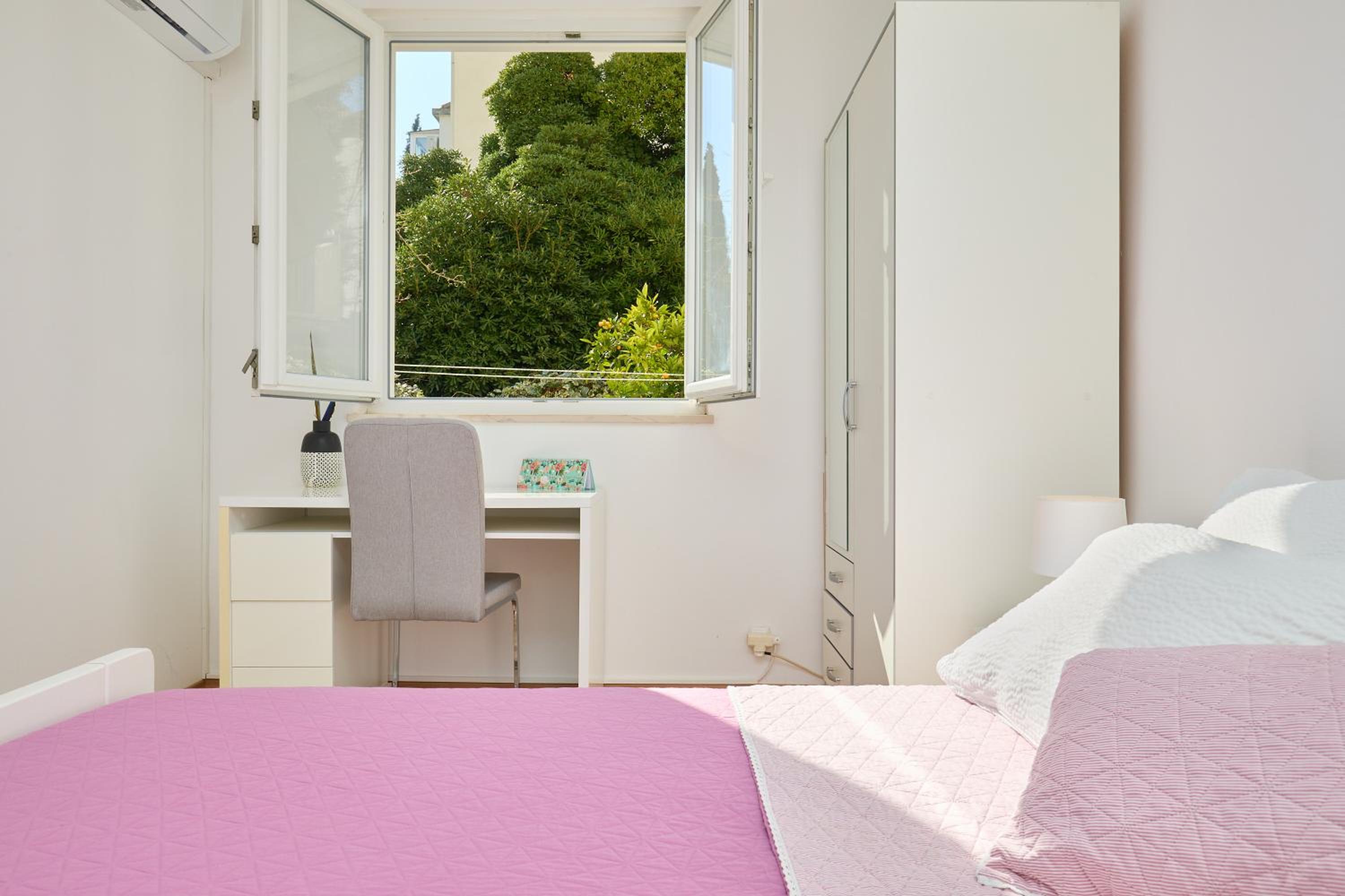 Tranquility gardens suite