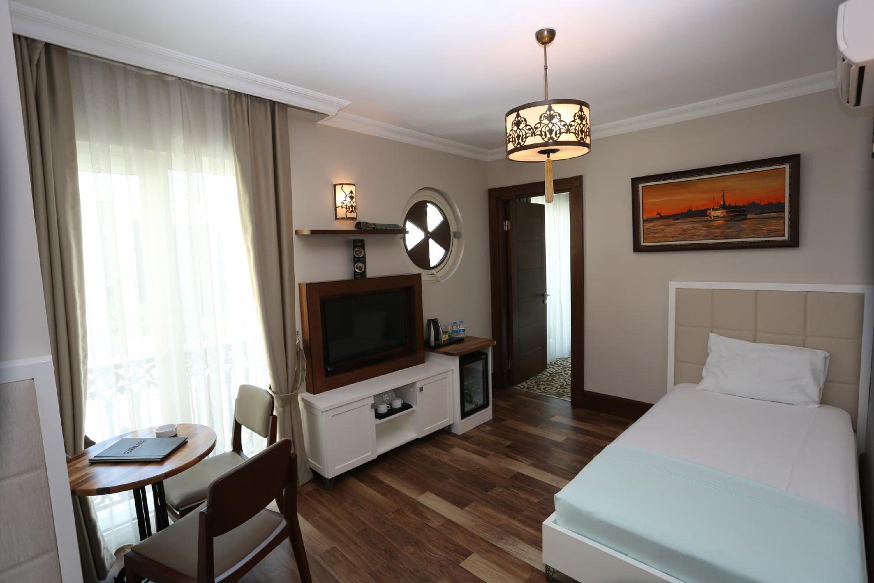 K Suites Otel - Image 33