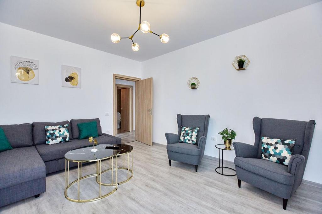 Blue Promenada Apartment view 4