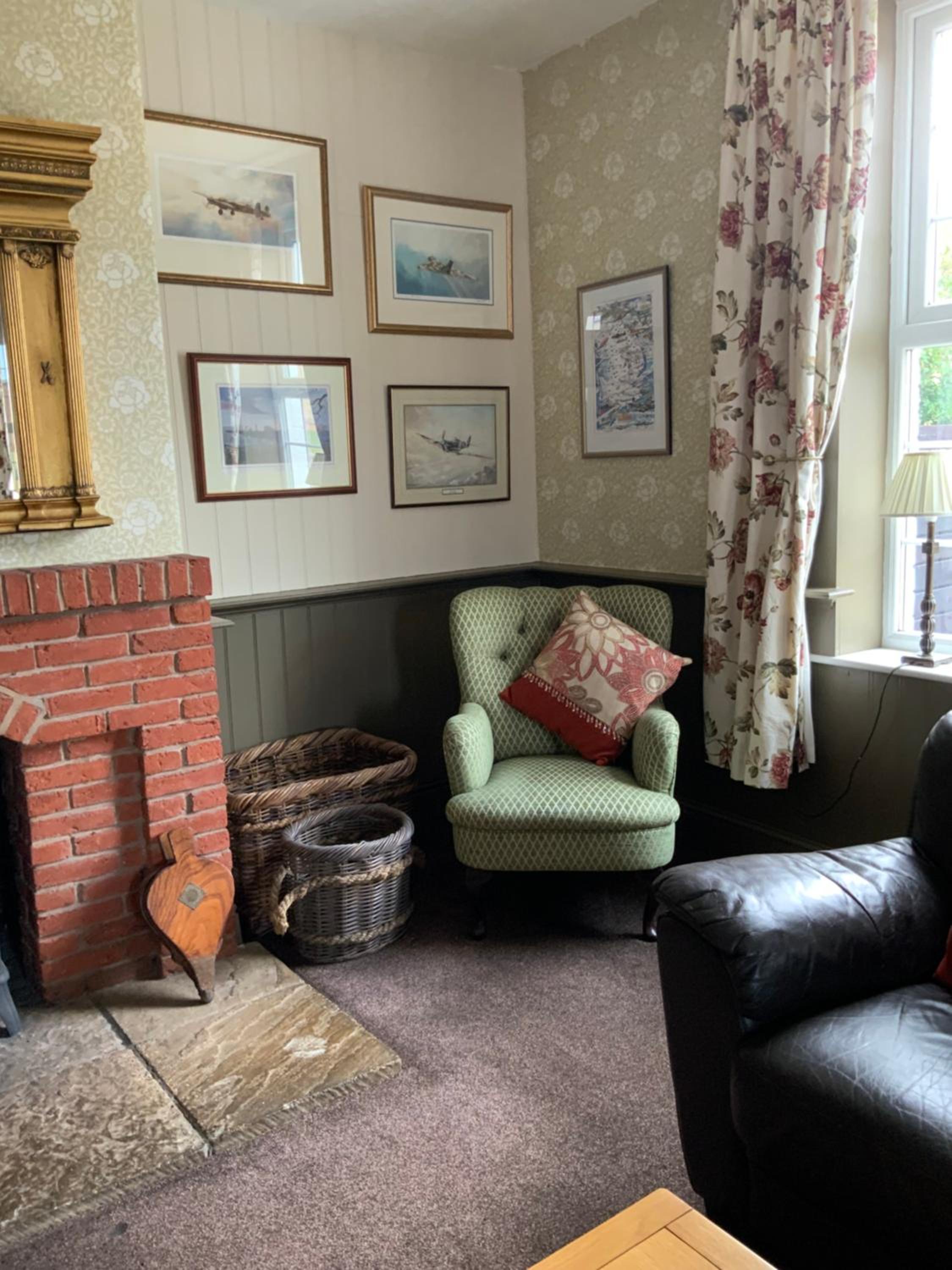 The Red Lion Inn Partney