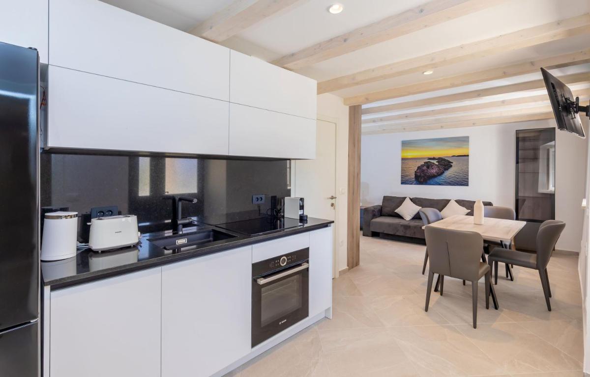 Stunning holiday house in the Old town by Irundo