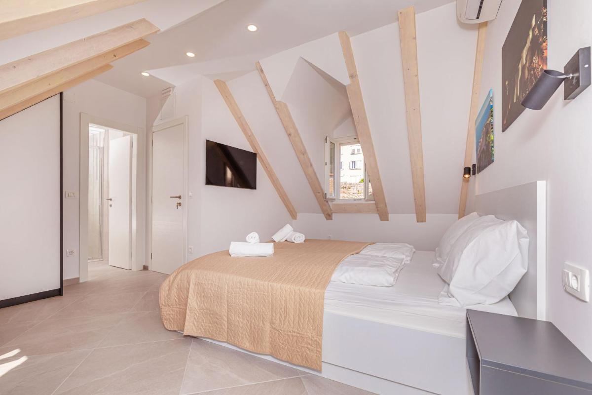 Stunning holiday house in the Old town by Irundo