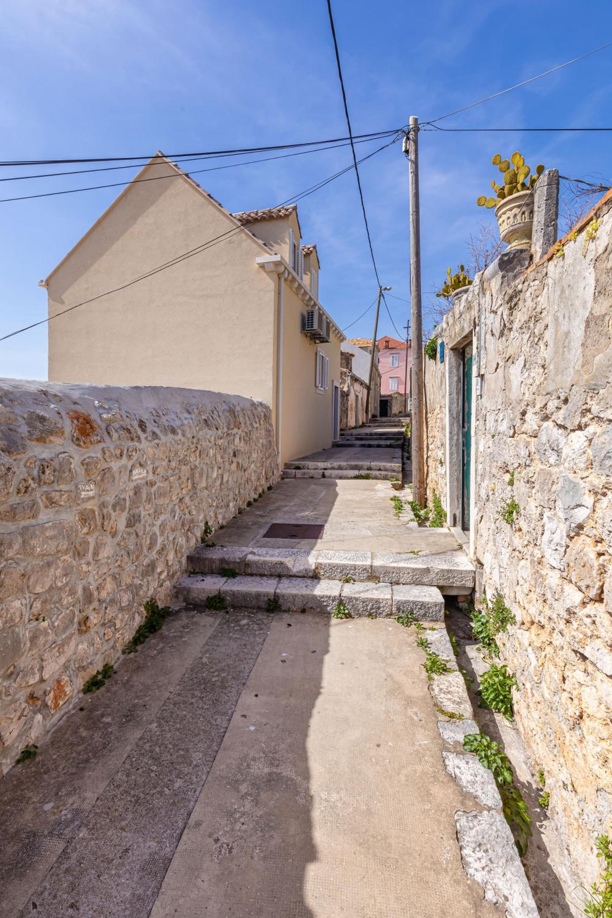 Stunning holiday house in the Old town by Irundo