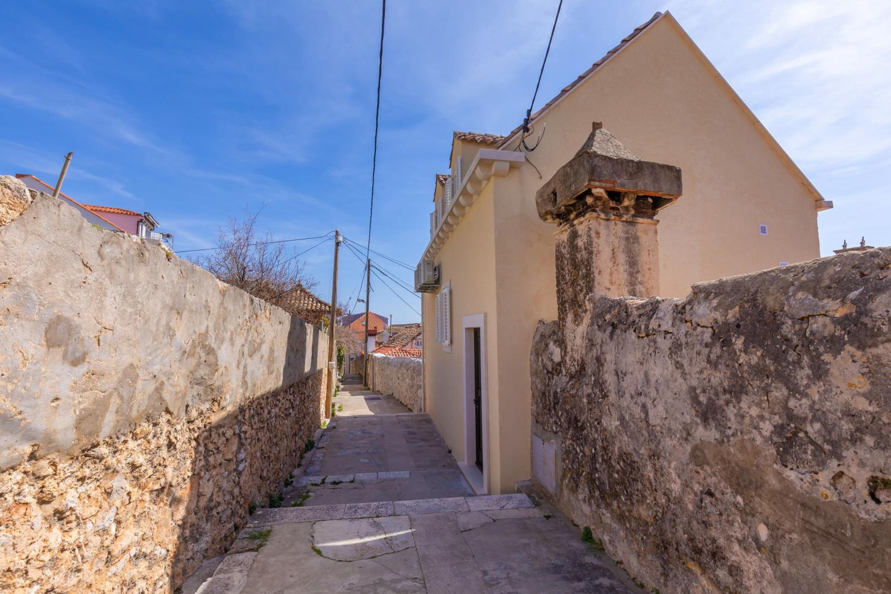 Stunning holiday house in the Old town by Irundo