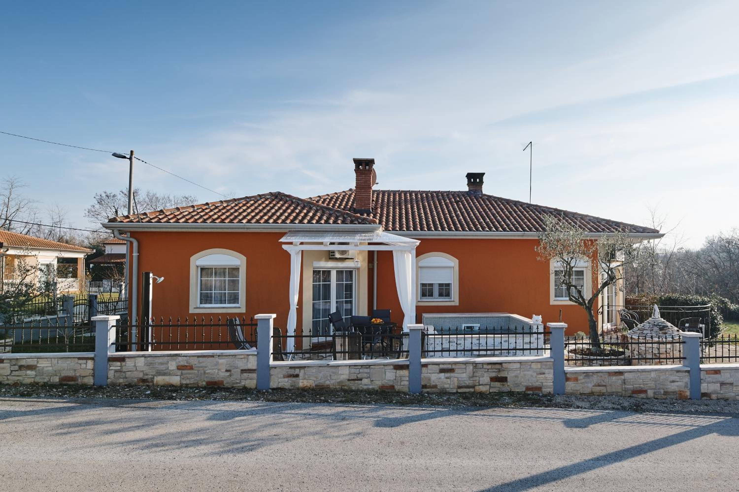 Hotel Apartment David with Hydromassage Bath near Umag - Image 1