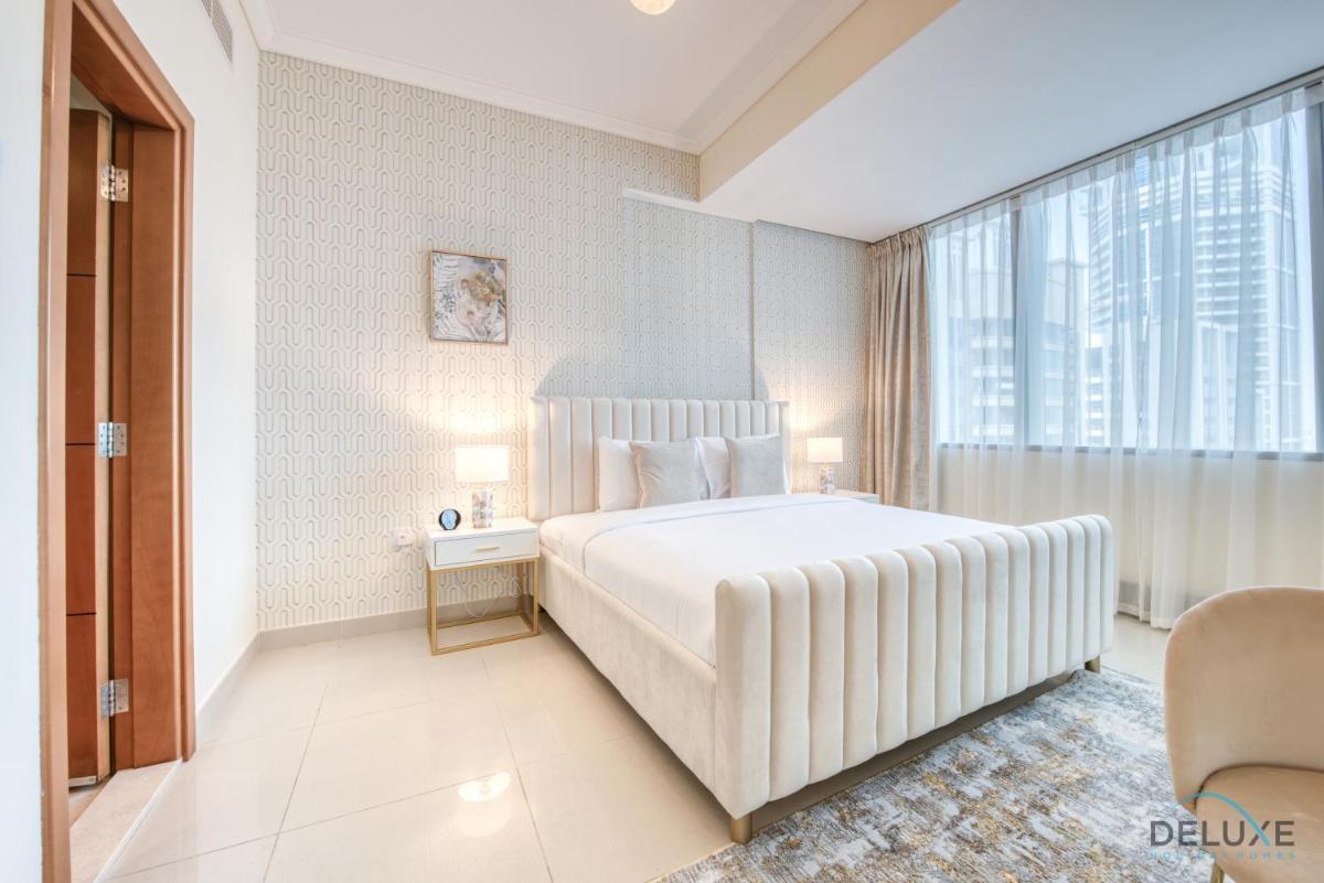 Ornate 2BR at Ocean Heights Dubai Marina By Deluxe Holiday Homes