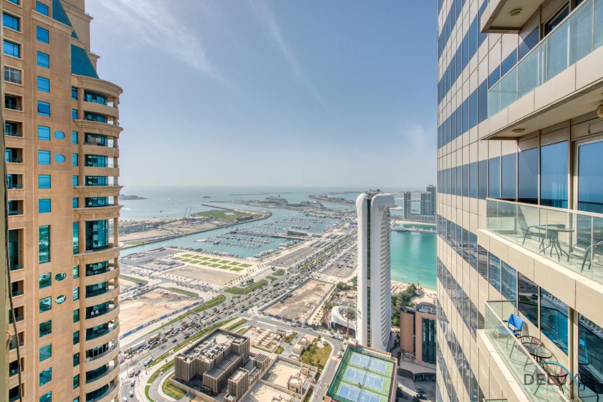 Ornate 2BR at Ocean Heights Dubai Marina By Deluxe Holiday Homes