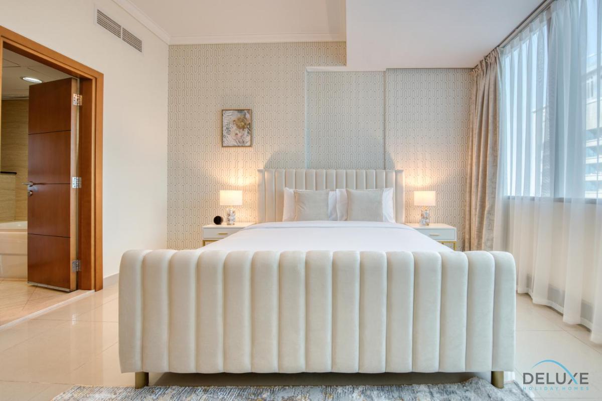 Ornate 2BR at Ocean Heights Dubai Marina By Deluxe Holiday Homes