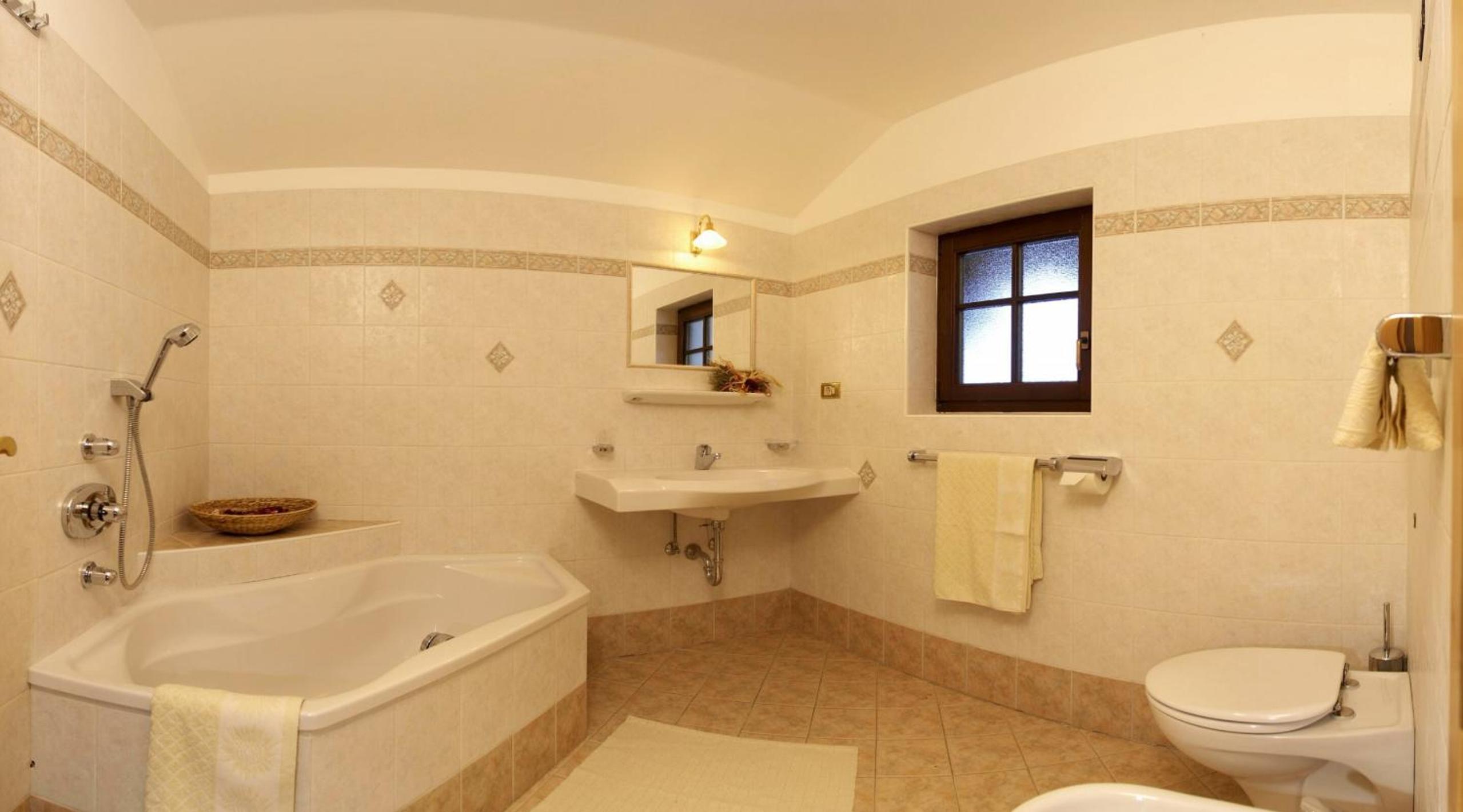 Agriturismo Apartments Tuene