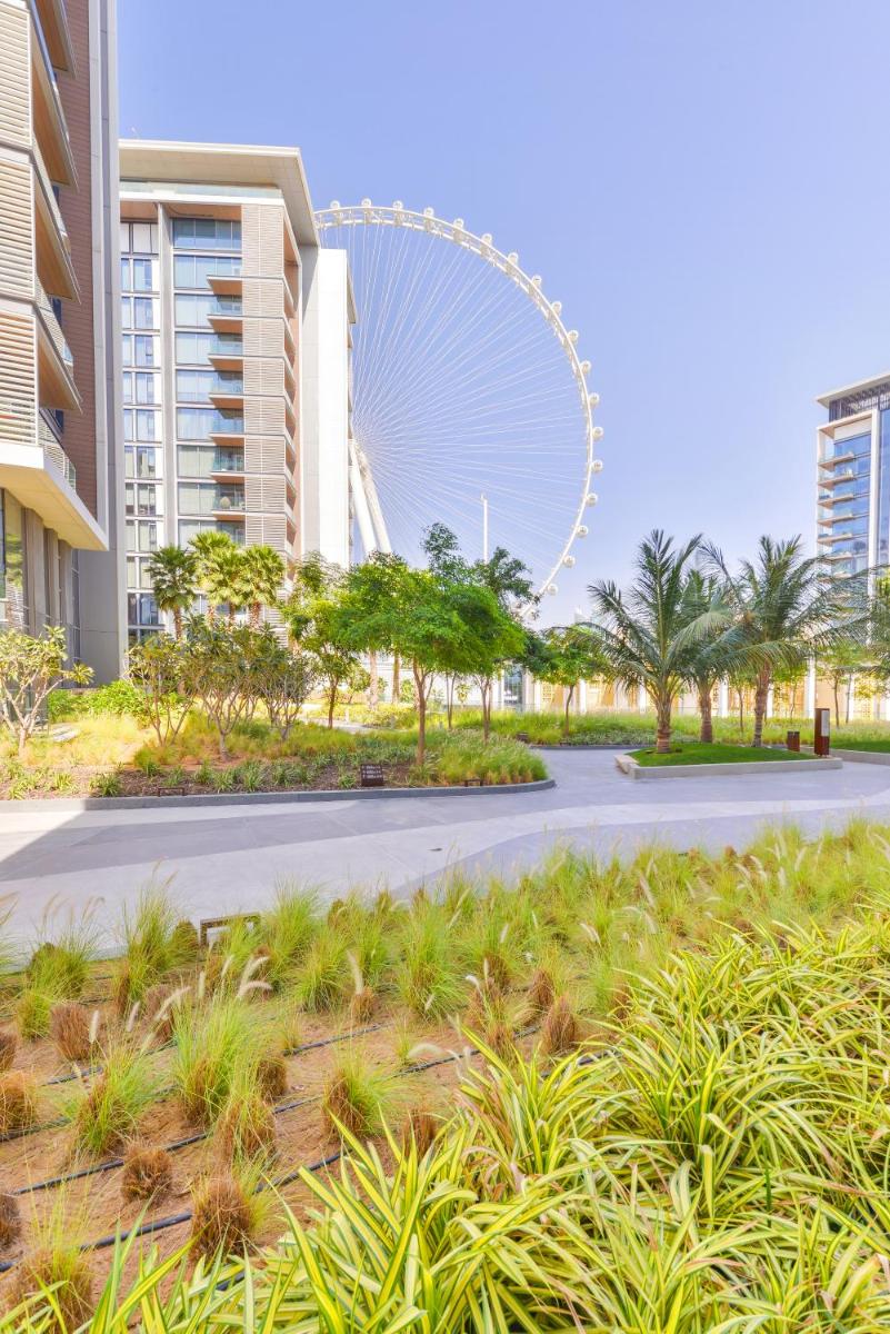 Elegant 2+1 BR with Fantastic Views of Ain Dubai