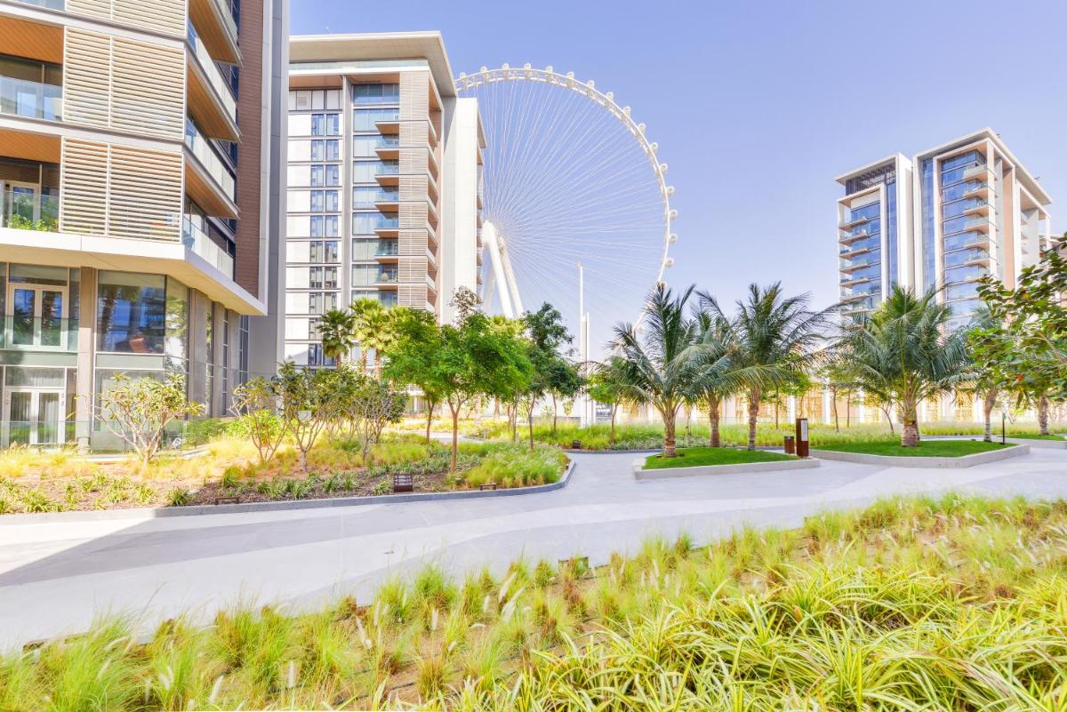 Elegant 2+1 BR with Fantastic Views of Ain Dubai