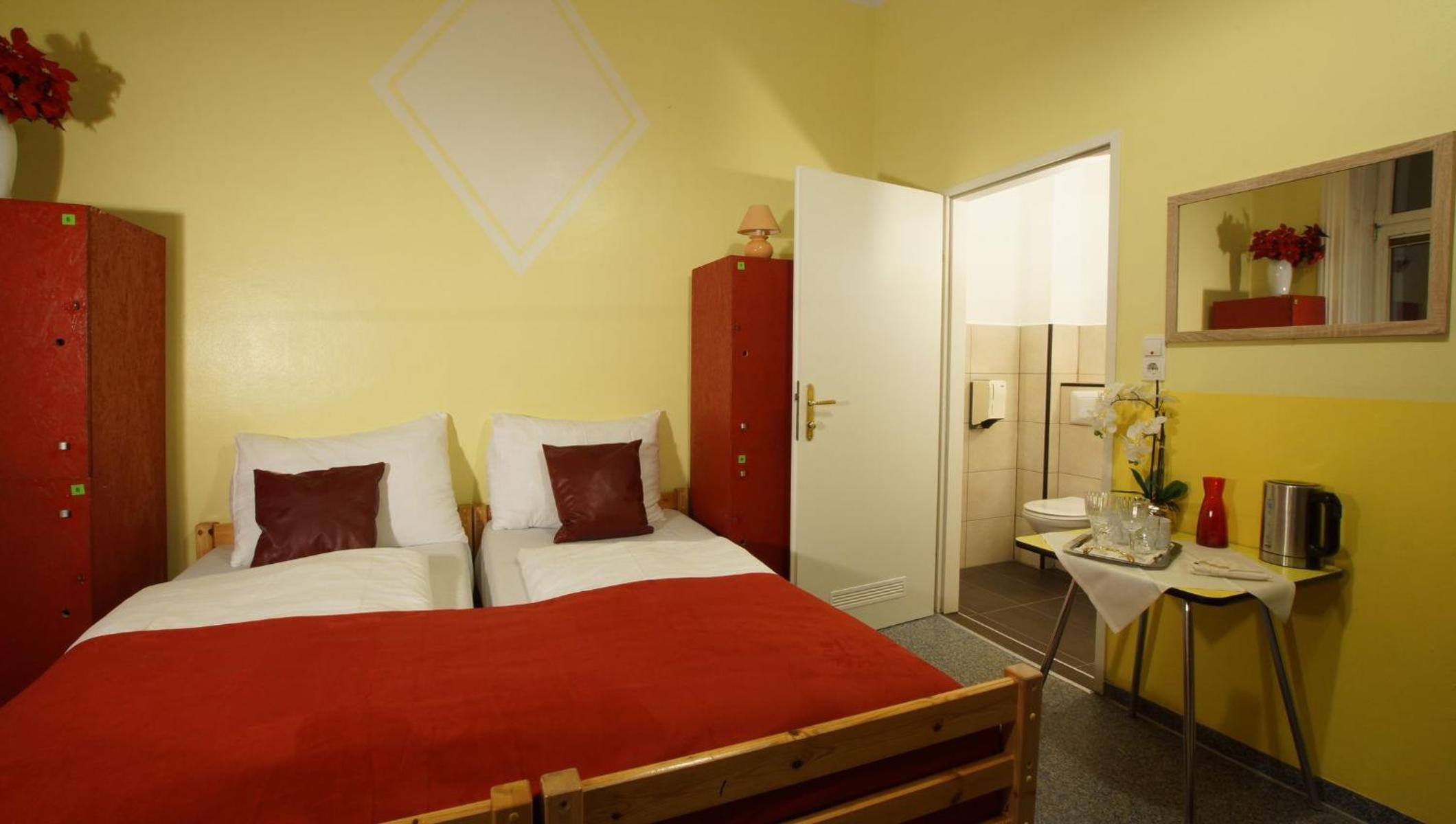 Westend City Hostel