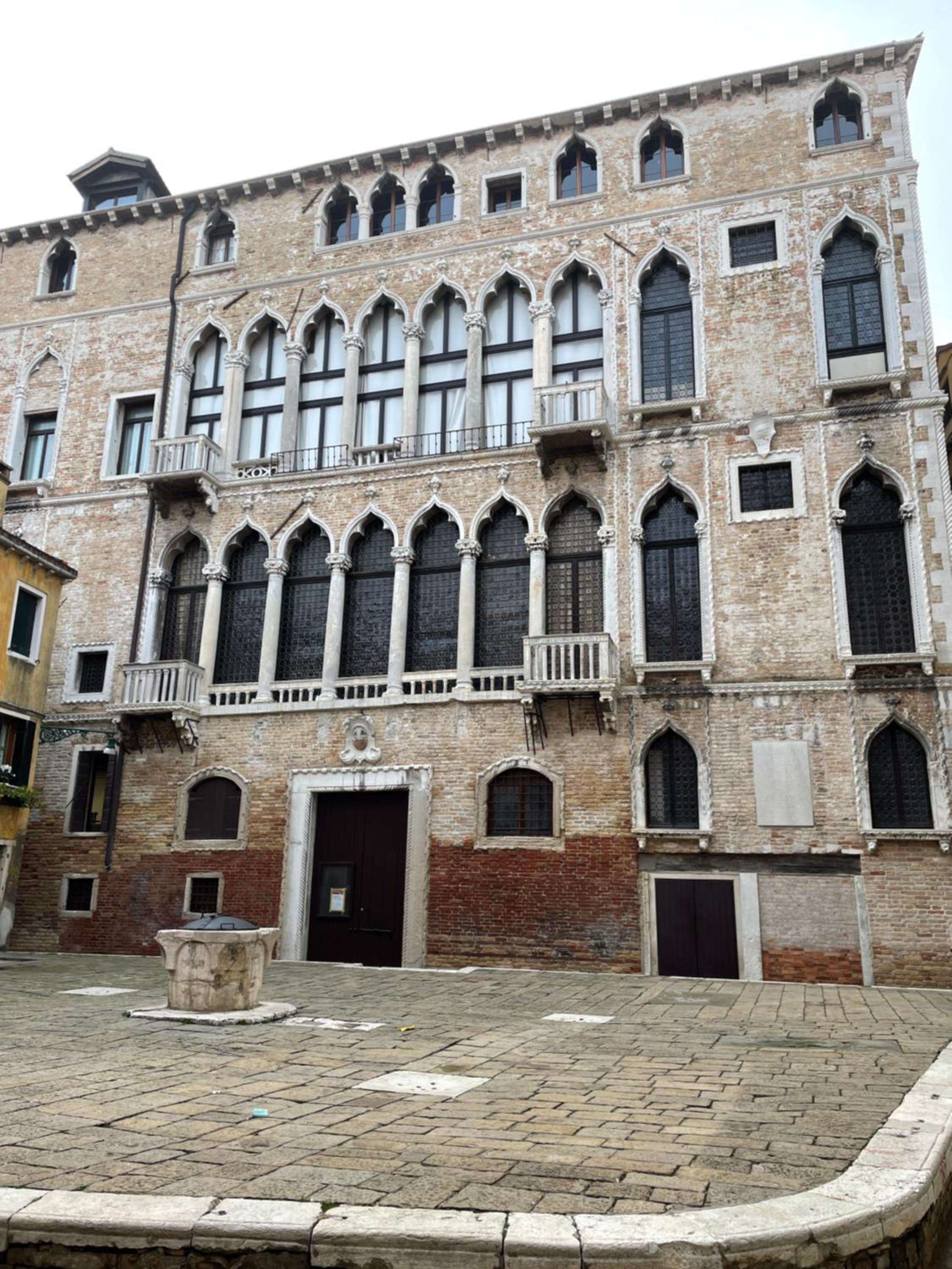 Rossini Apartment