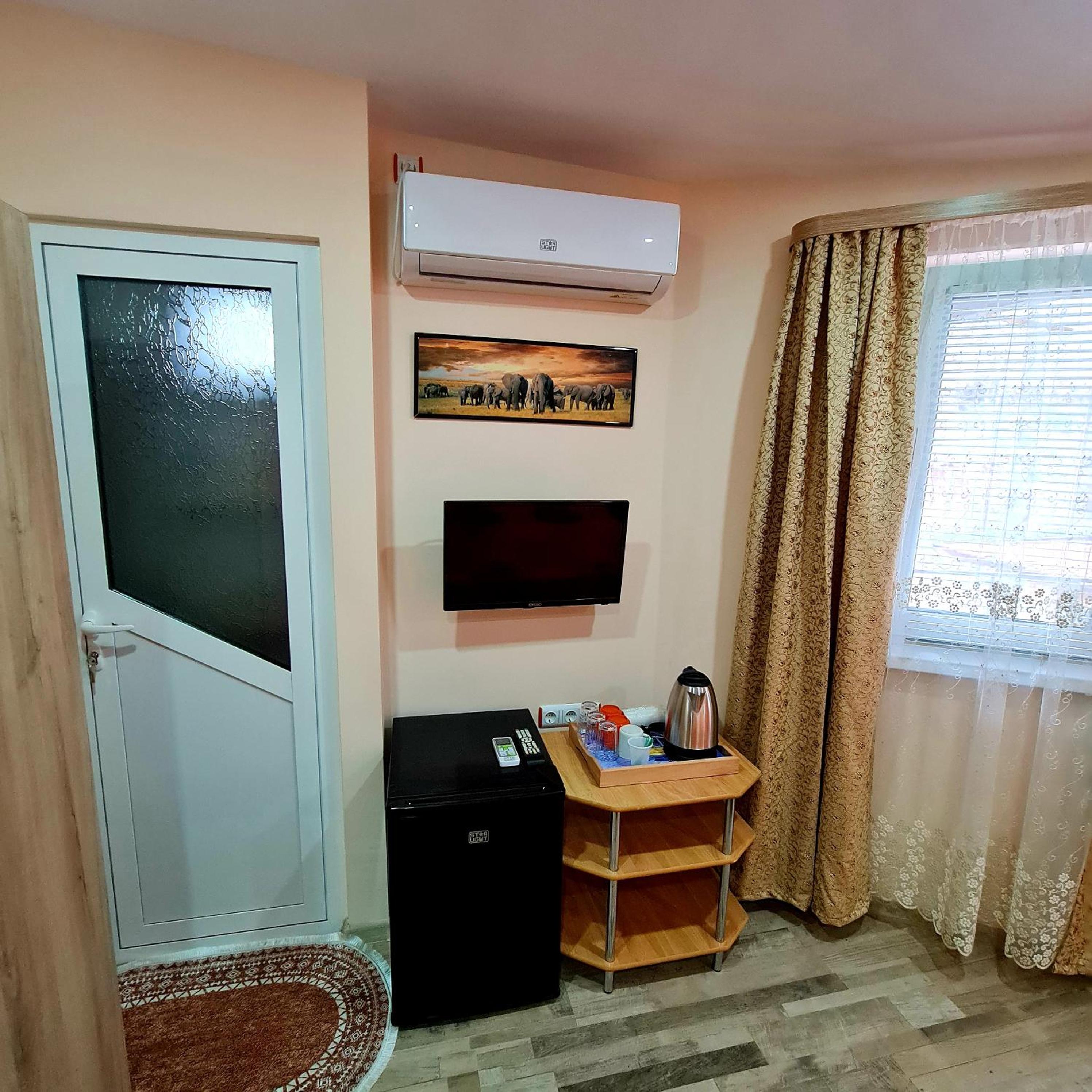 Fema Guest House