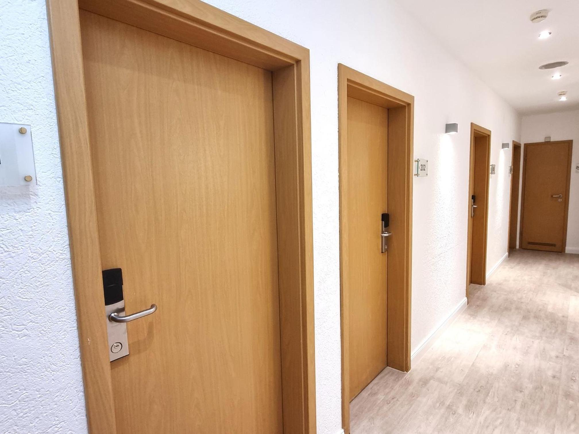 Adler Hotel Frankfurt - Property Image 3