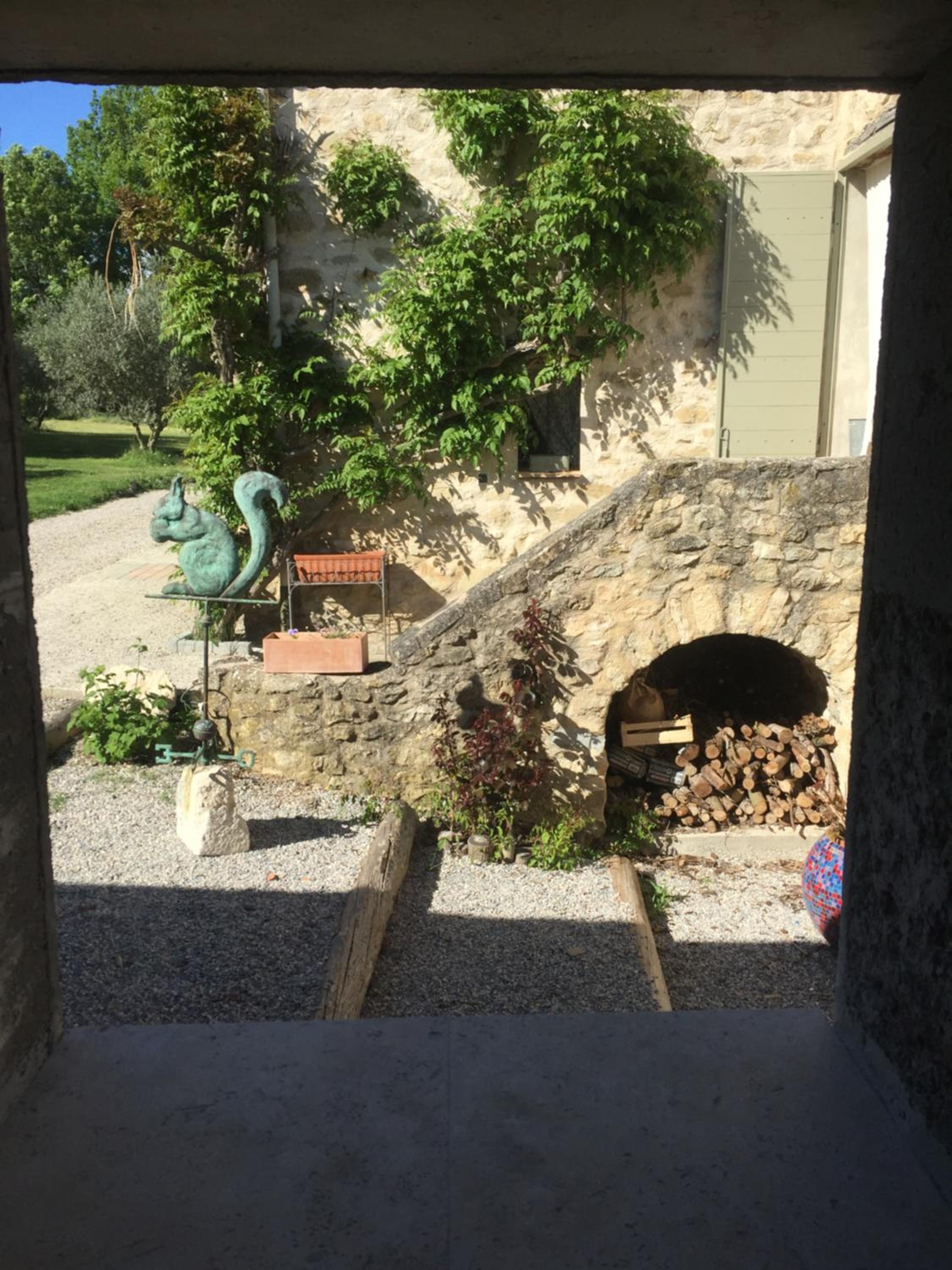 Photo 8