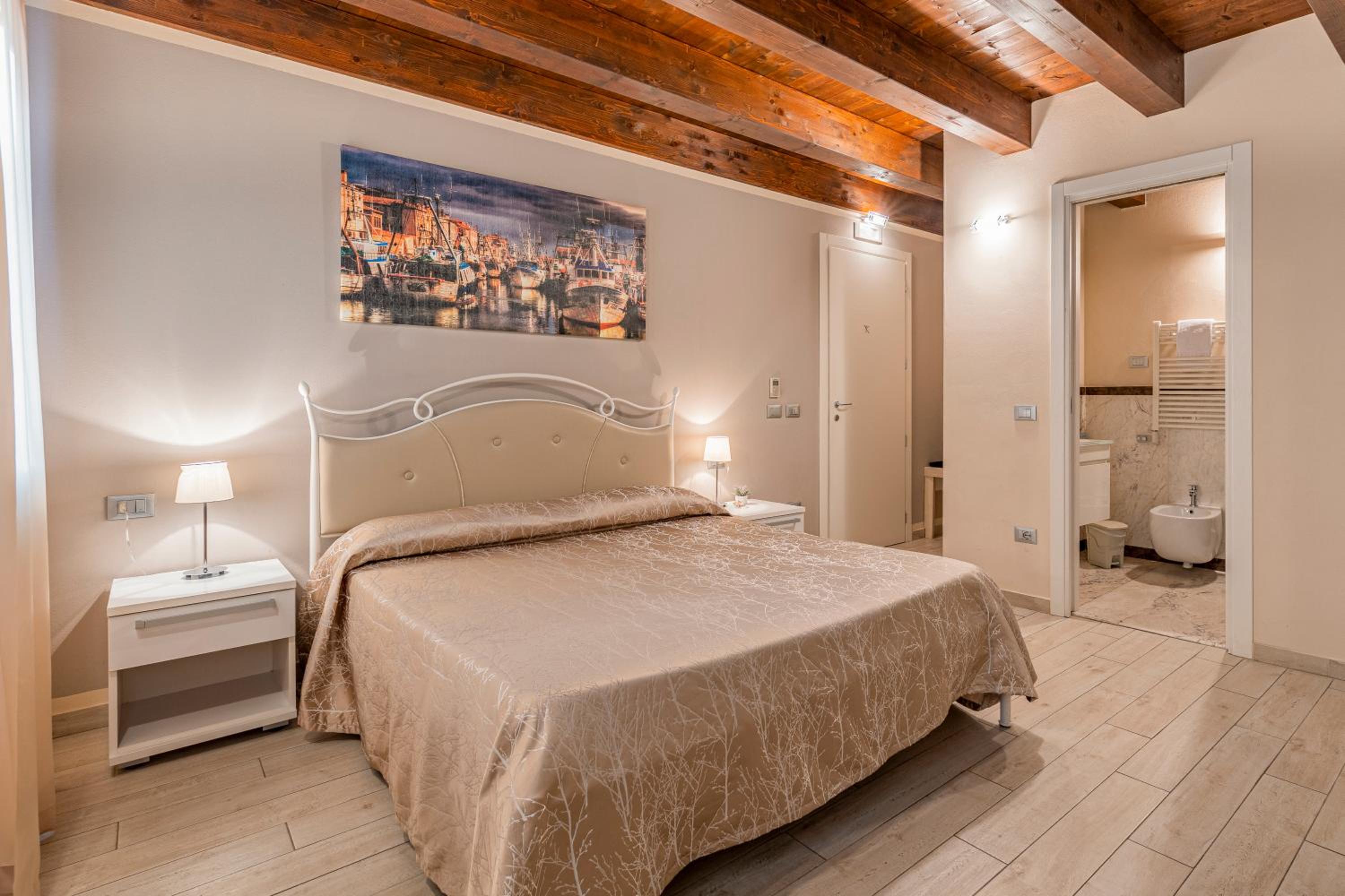 Piccola Venezia Room