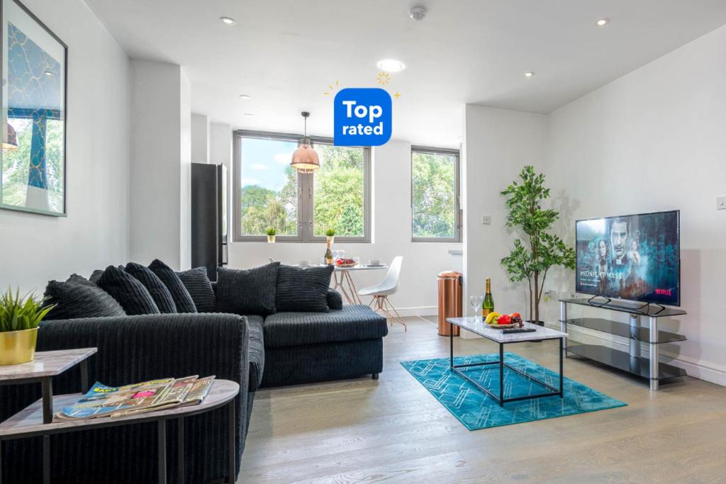 Haus Luxury Apartment - Perry Barr - Parking - Smart TV - WIFI - TOP RATED view 2