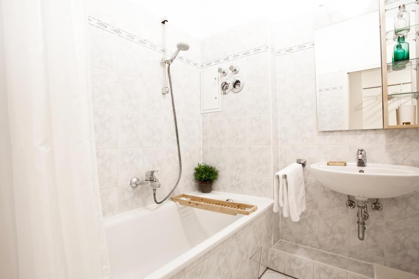 Quiet studio apartment in Prenzlauer Berg near Mauerpark