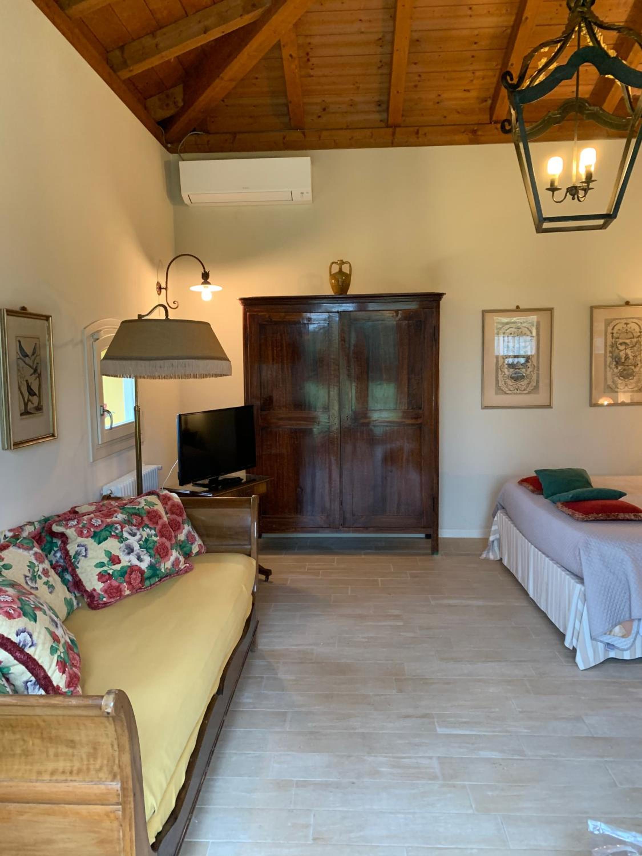 VIGORSO 41 COUNTRY HOUSE