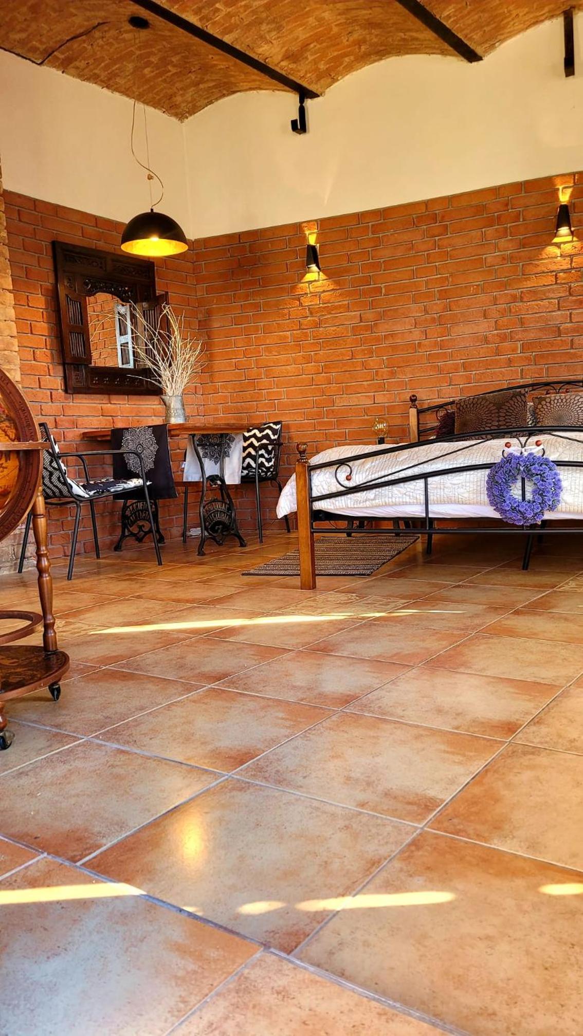 Studio Colonial view 5