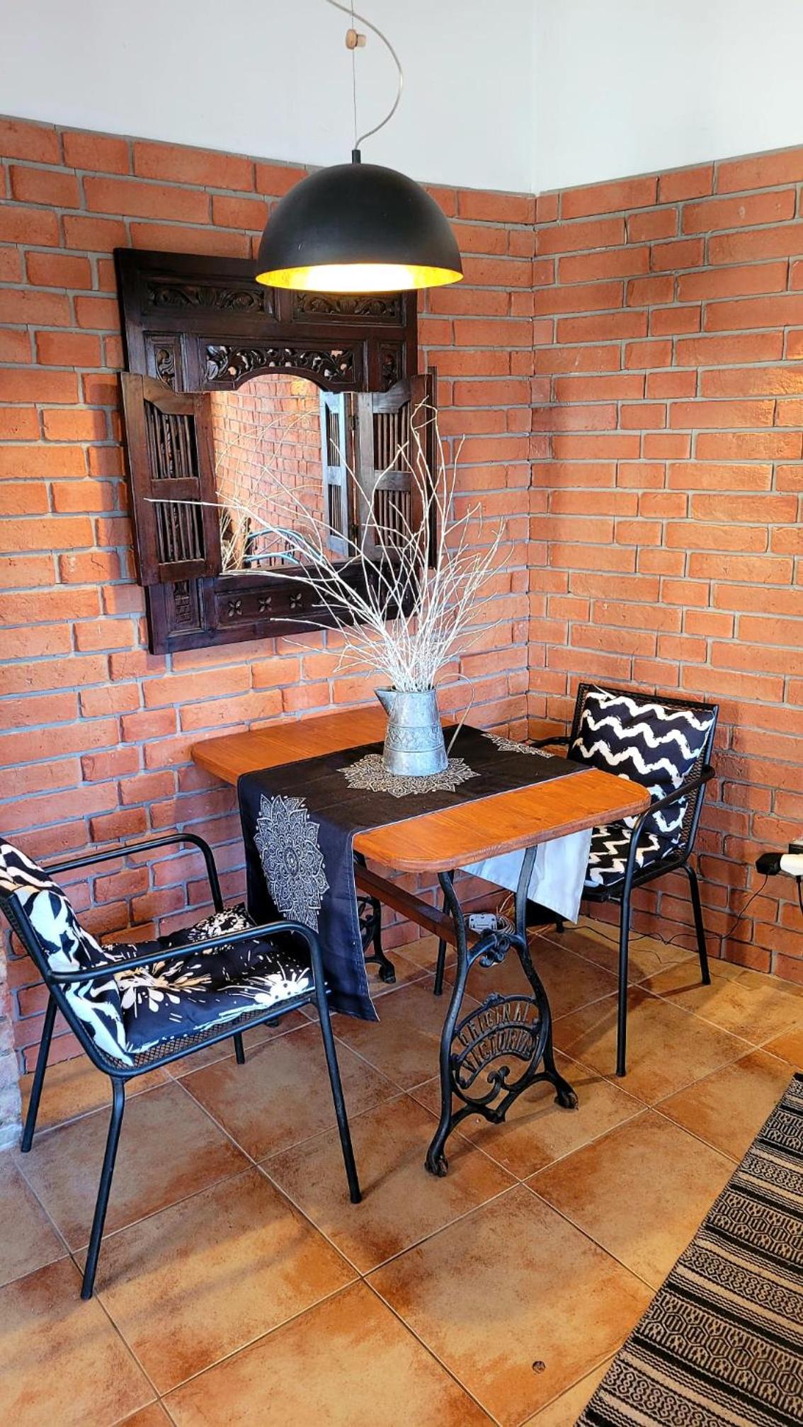 Studio Colonial view 3