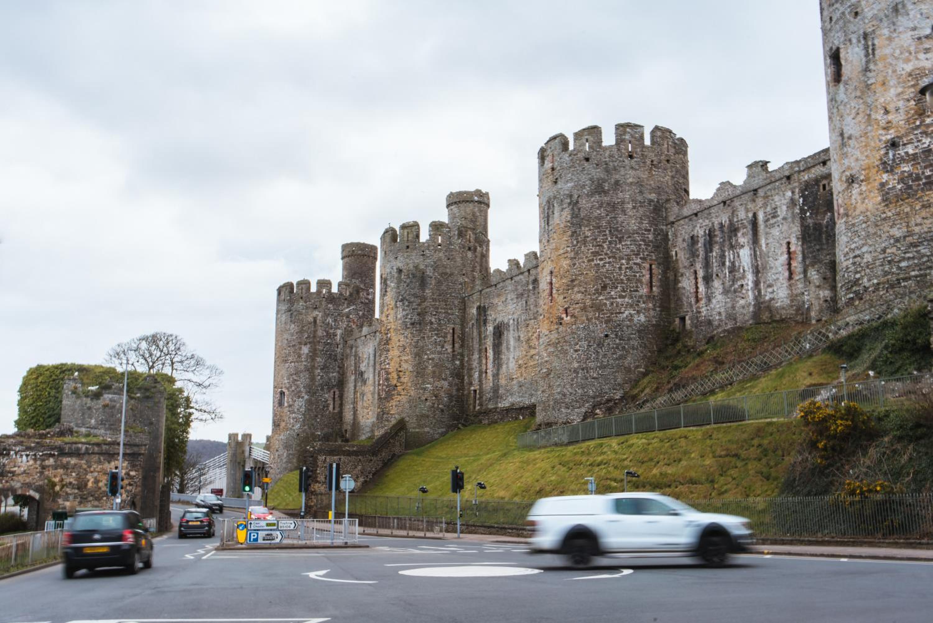 Johnny Dough's Conwy with Rooms