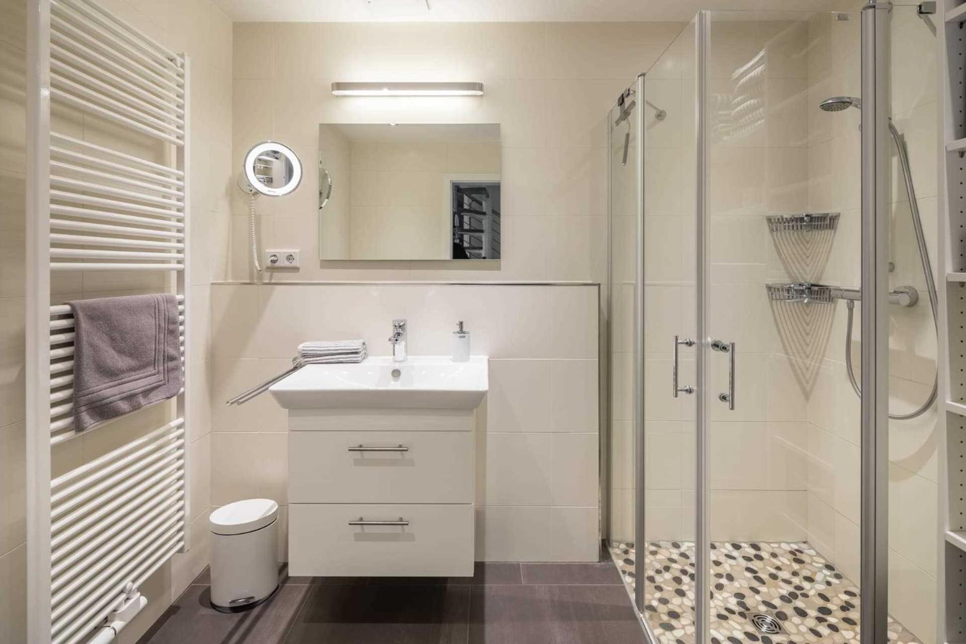 Strandperle Ney en Norderney — bathroom