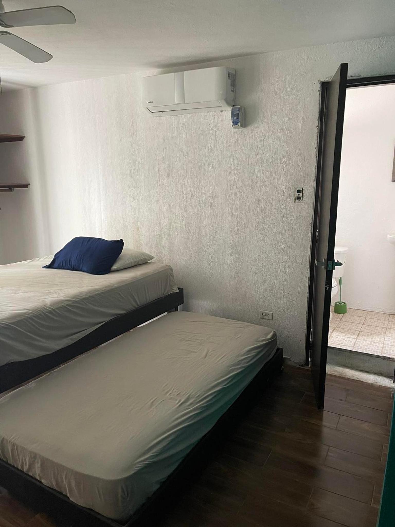 Casa Nova! PRIVATE BATHROOM AND ROOM