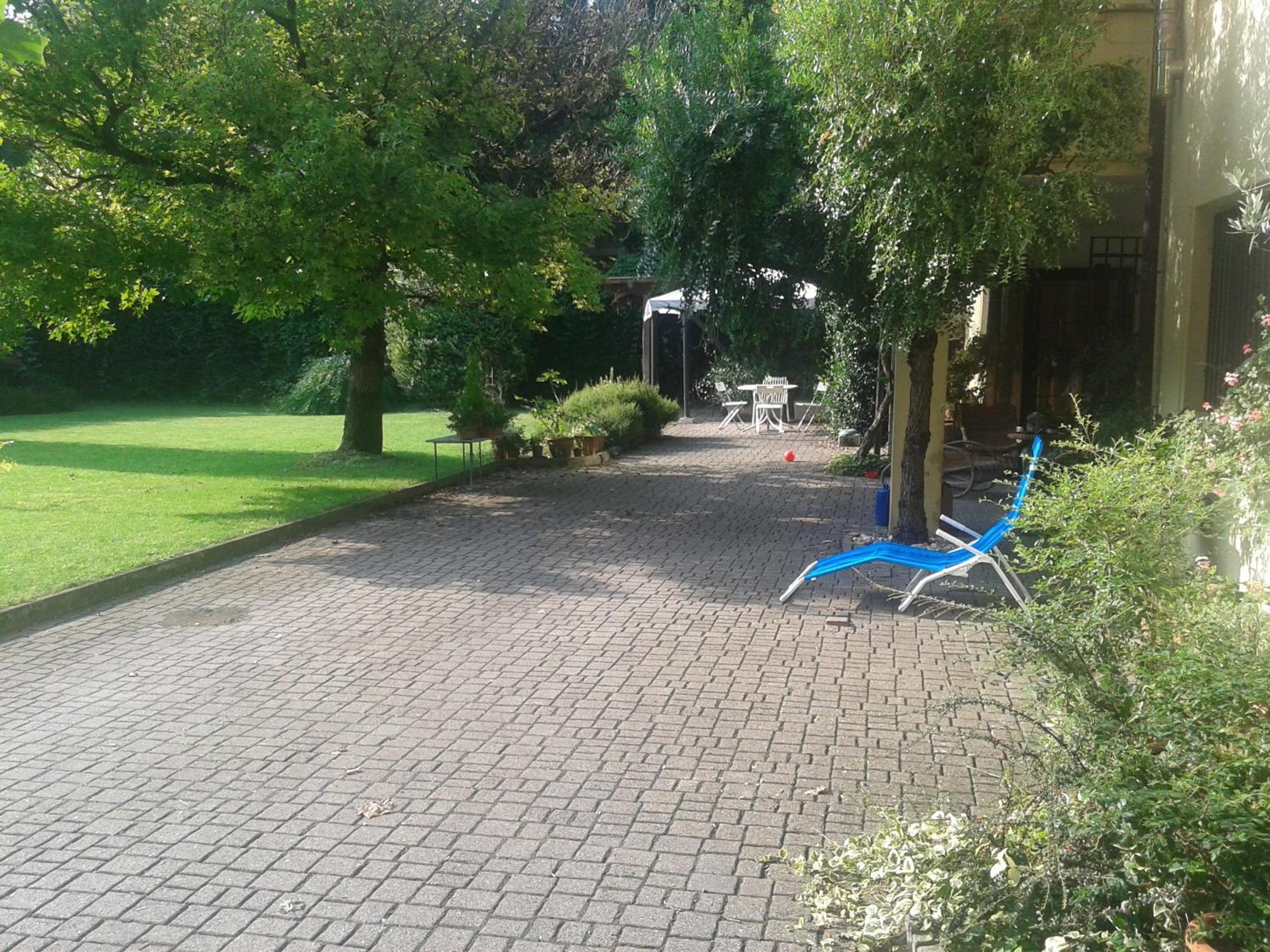 Photo 32