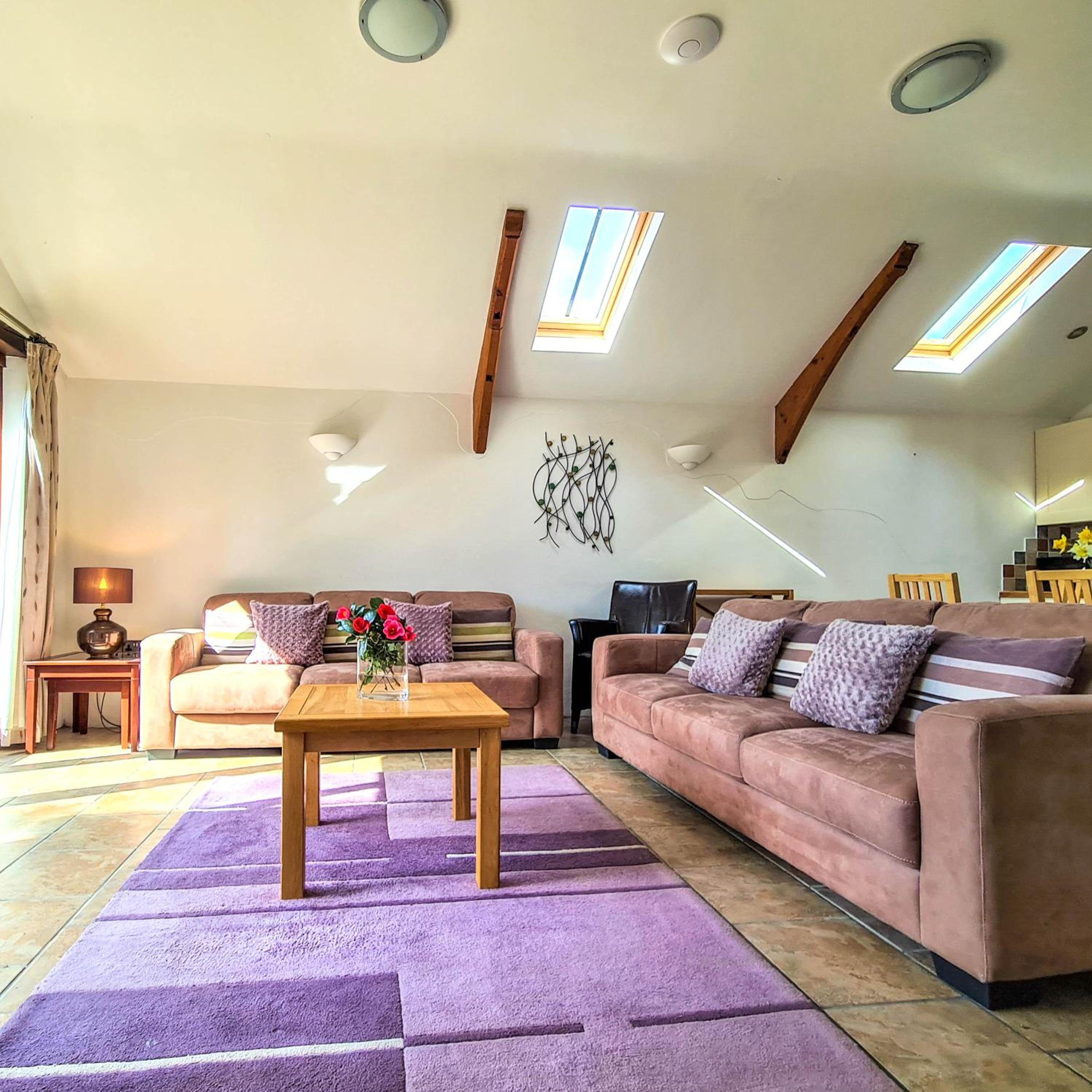 Ta Mill Cottages & Lodges - Dairy Cottage view 3