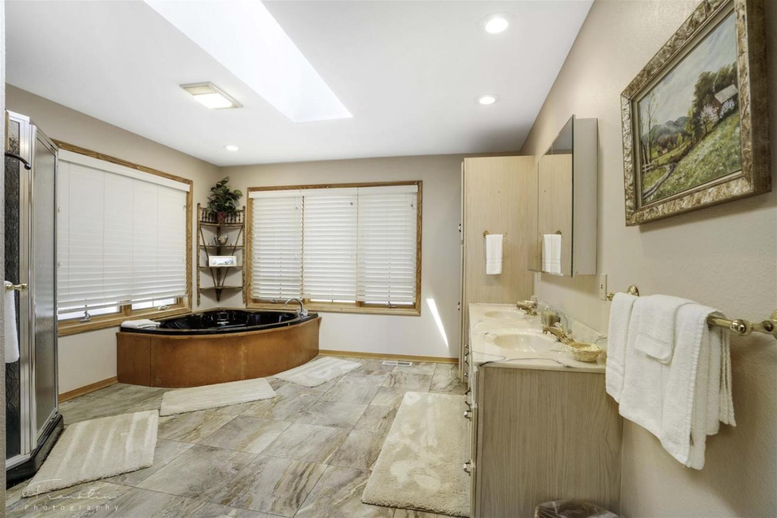 18802 - 2 Granada Way view 3